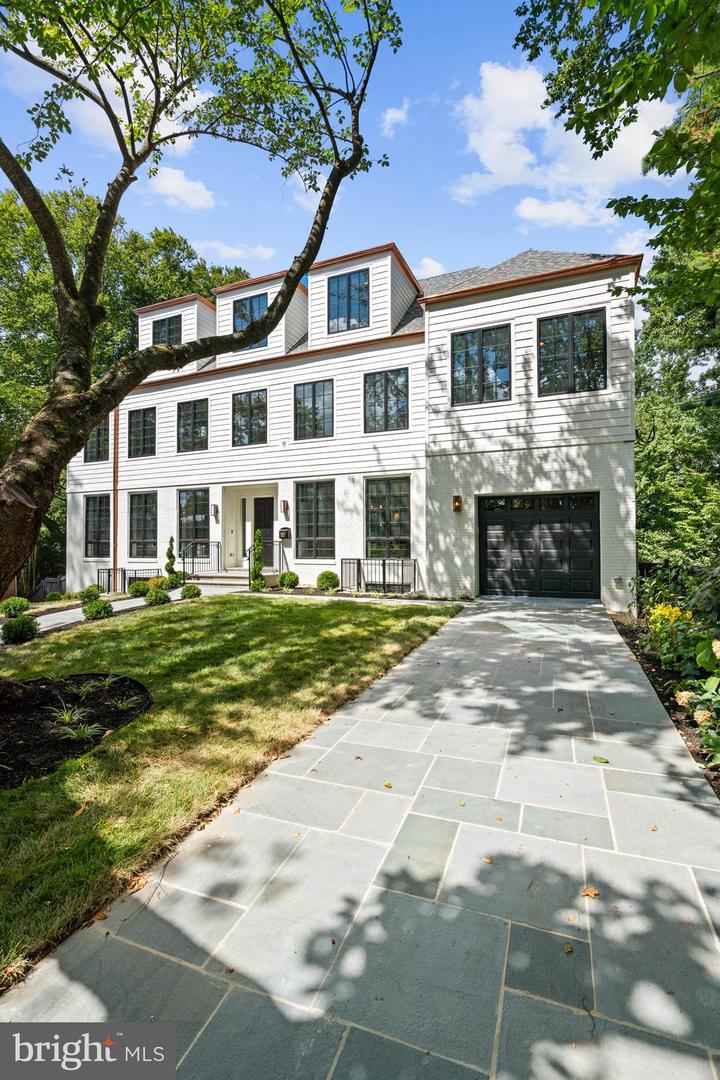 2850 ARIZONA TER NW, WASHINGTON, District Of Columbia 20016, 6 Bedrooms Bedrooms, ,6 BathroomsBathrooms,Residential,For sale,2850 ARIZONA TER NW,DCDC2226348 MLS # DCDC2226348