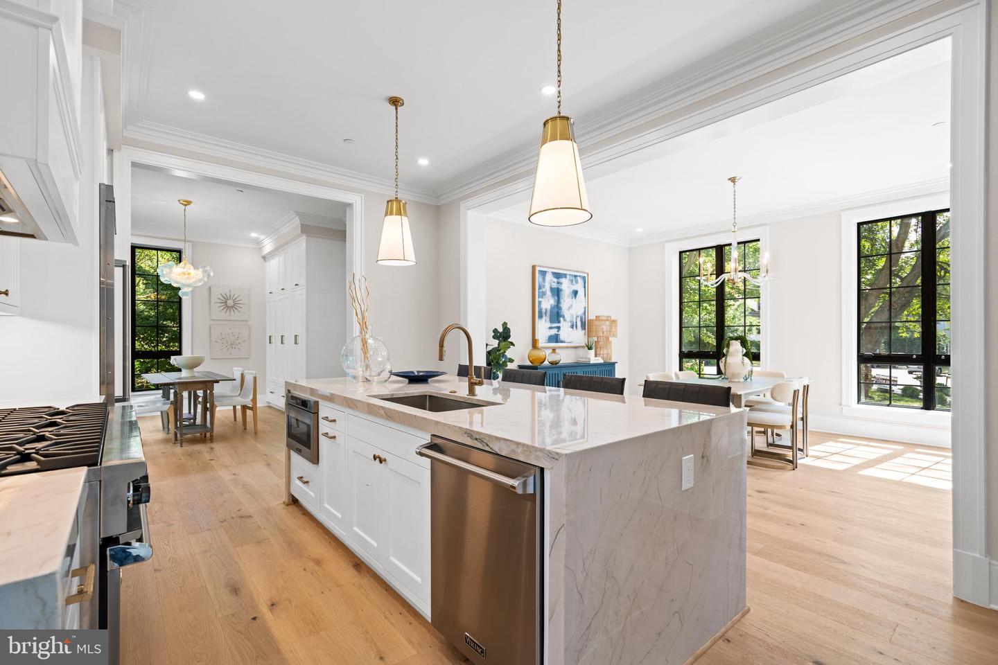 2850 ARIZONA TER NW, WASHINGTON, District Of Columbia 20016, 6 Bedrooms Bedrooms, ,6 BathroomsBathrooms,Residential,For sale,2850 ARIZONA TER NW,DCDC2226348 MLS # DCDC2226348