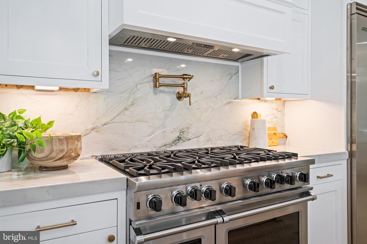 2850 ARIZONA TER NW, WASHINGTON, District Of Columbia 20016, 6 Bedrooms Bedrooms, ,6 BathroomsBathrooms,Residential,For sale,2850 ARIZONA TER NW,DCDC2226348 MLS # DCDC2226348