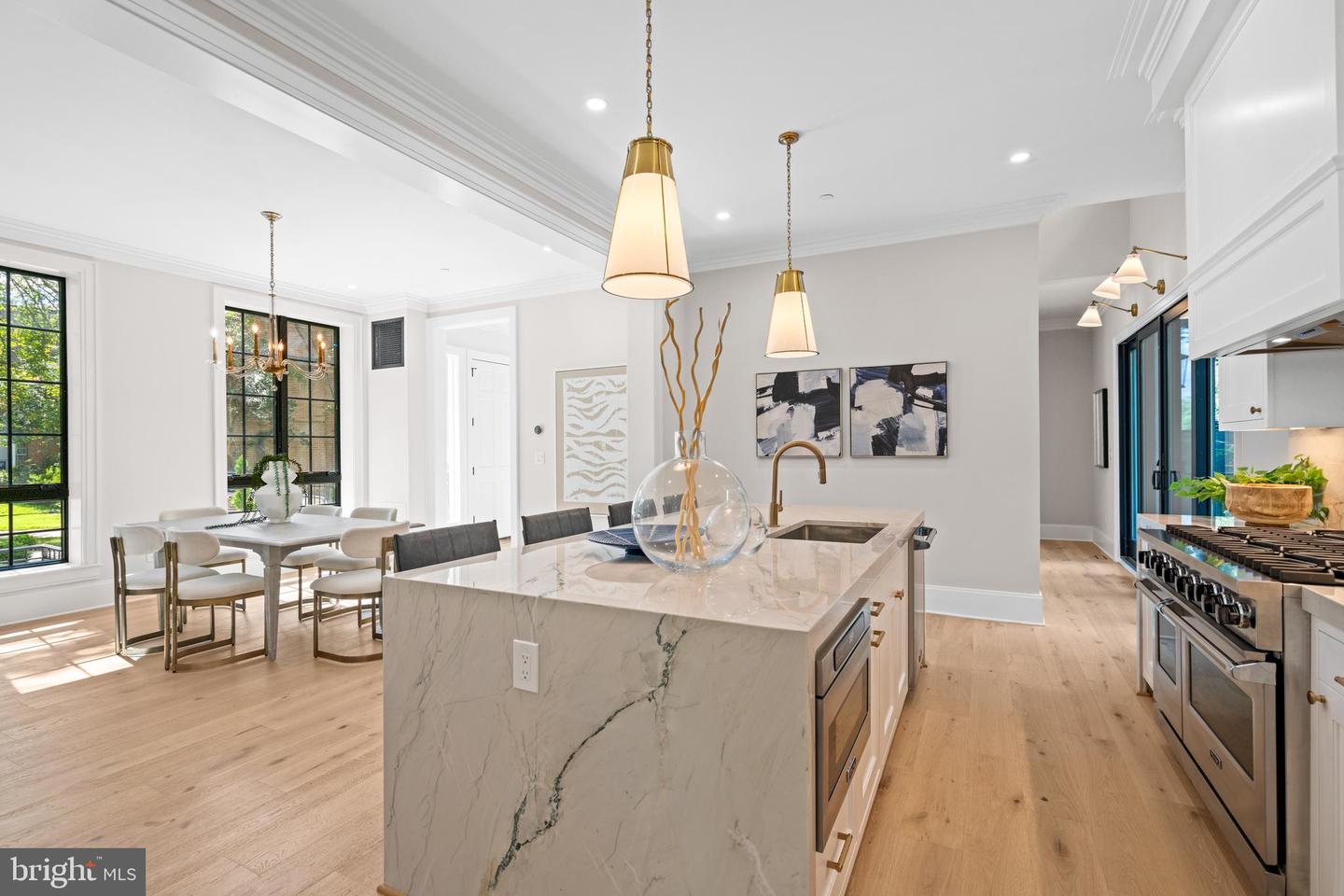 2850 ARIZONA TER NW, WASHINGTON, District Of Columbia 20016, 6 Bedrooms Bedrooms, ,6 BathroomsBathrooms,Residential,For sale,2850 ARIZONA TER NW,DCDC2226348 MLS # DCDC2226348
