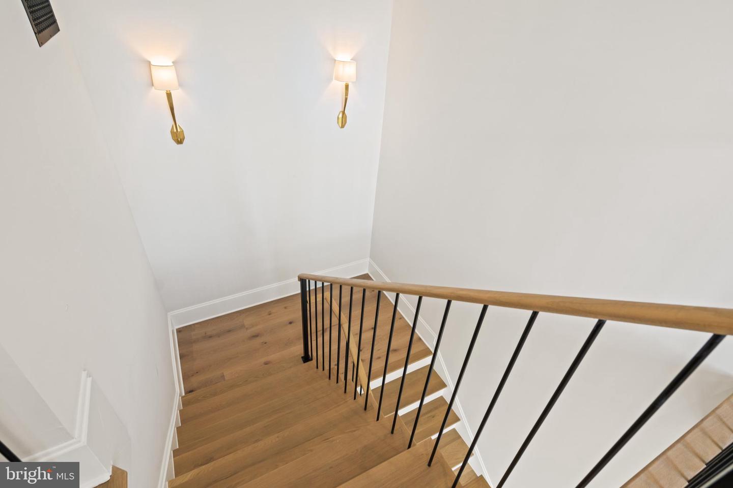 2850 ARIZONA TER NW, WASHINGTON, District Of Columbia 20016, 6 Bedrooms Bedrooms, ,6 BathroomsBathrooms,Residential,For sale,2850 ARIZONA TER NW,DCDC2226348 MLS # DCDC2226348