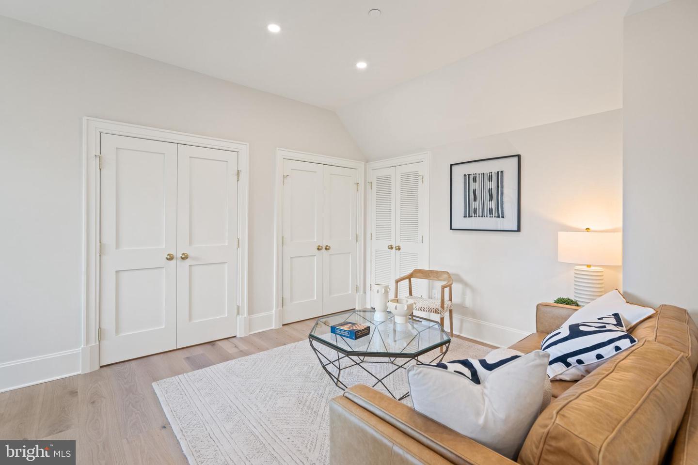 2850 ARIZONA TER NW, WASHINGTON, District Of Columbia 20016, 6 Bedrooms Bedrooms, ,6 BathroomsBathrooms,Residential,For sale,2850 ARIZONA TER NW,DCDC2226348 MLS # DCDC2226348