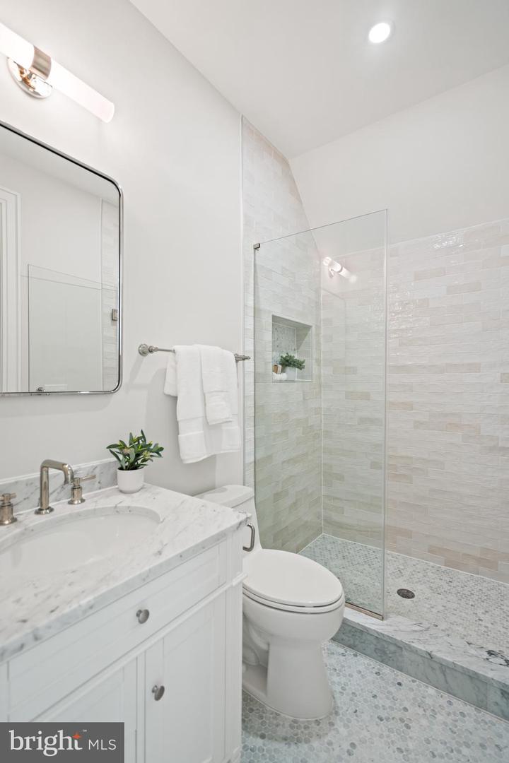 2850 ARIZONA TER NW, WASHINGTON, District Of Columbia 20016, 6 Bedrooms Bedrooms, ,6 BathroomsBathrooms,Residential,For sale,2850 ARIZONA TER NW,DCDC2226348 MLS # DCDC2226348