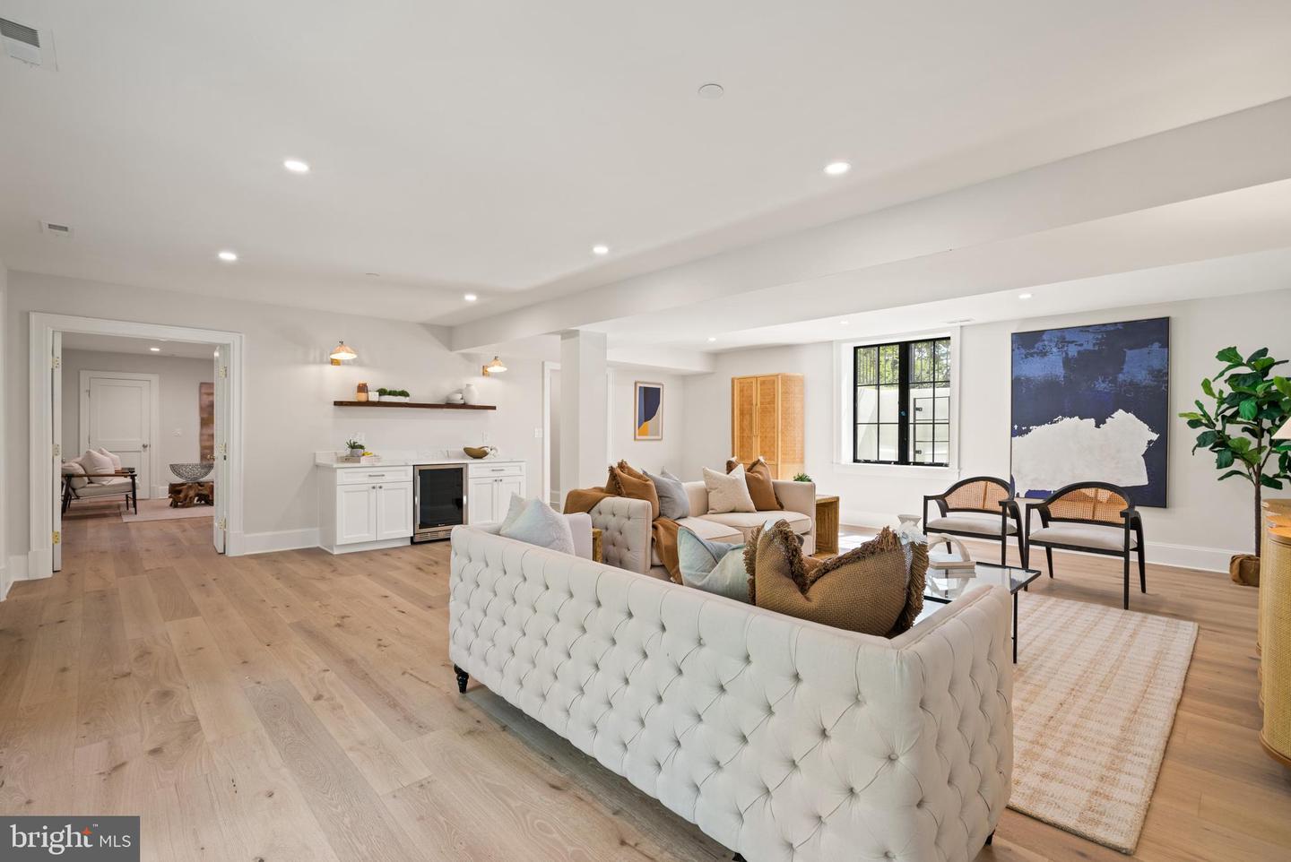 2850 ARIZONA TER NW, WASHINGTON, District Of Columbia 20016, 6 Bedrooms Bedrooms, ,6 BathroomsBathrooms,Residential,For sale,2850 ARIZONA TER NW,DCDC2226348 MLS # DCDC2226348