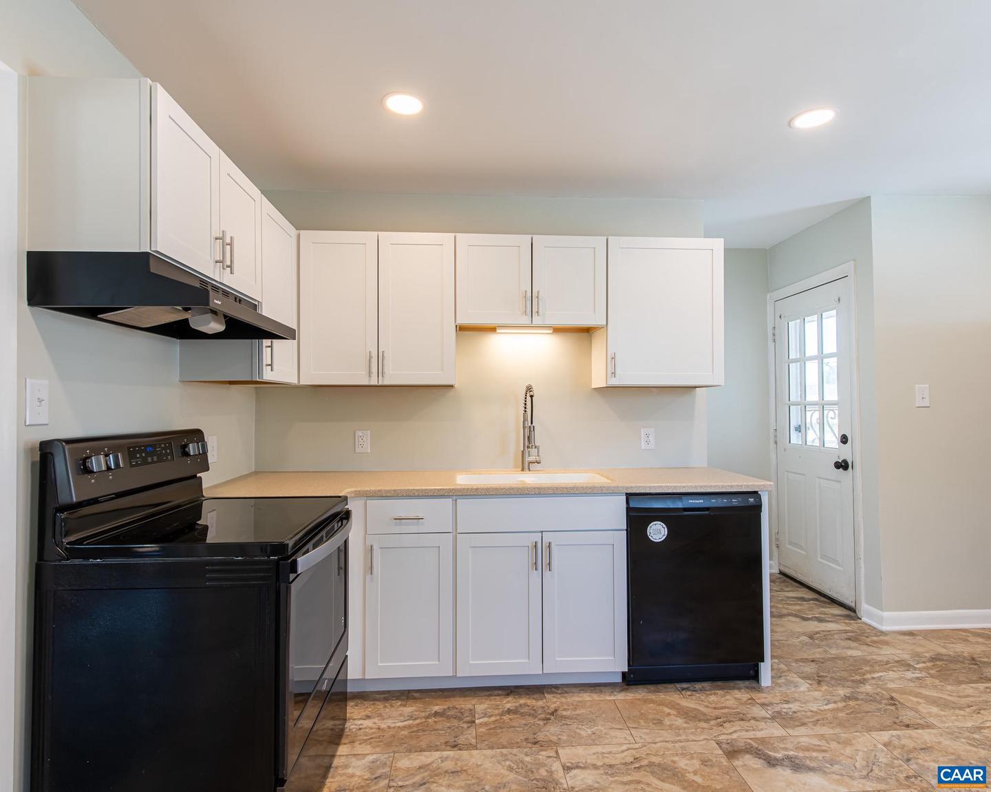 1837 S. TALBOTT PL, WAYNESBORO, Virginia 22980, 3 Bedrooms Bedrooms, ,2 BathroomsBathrooms,Residential,For sale,1837 S. TALBOTT PL,669839 MLS # 669839