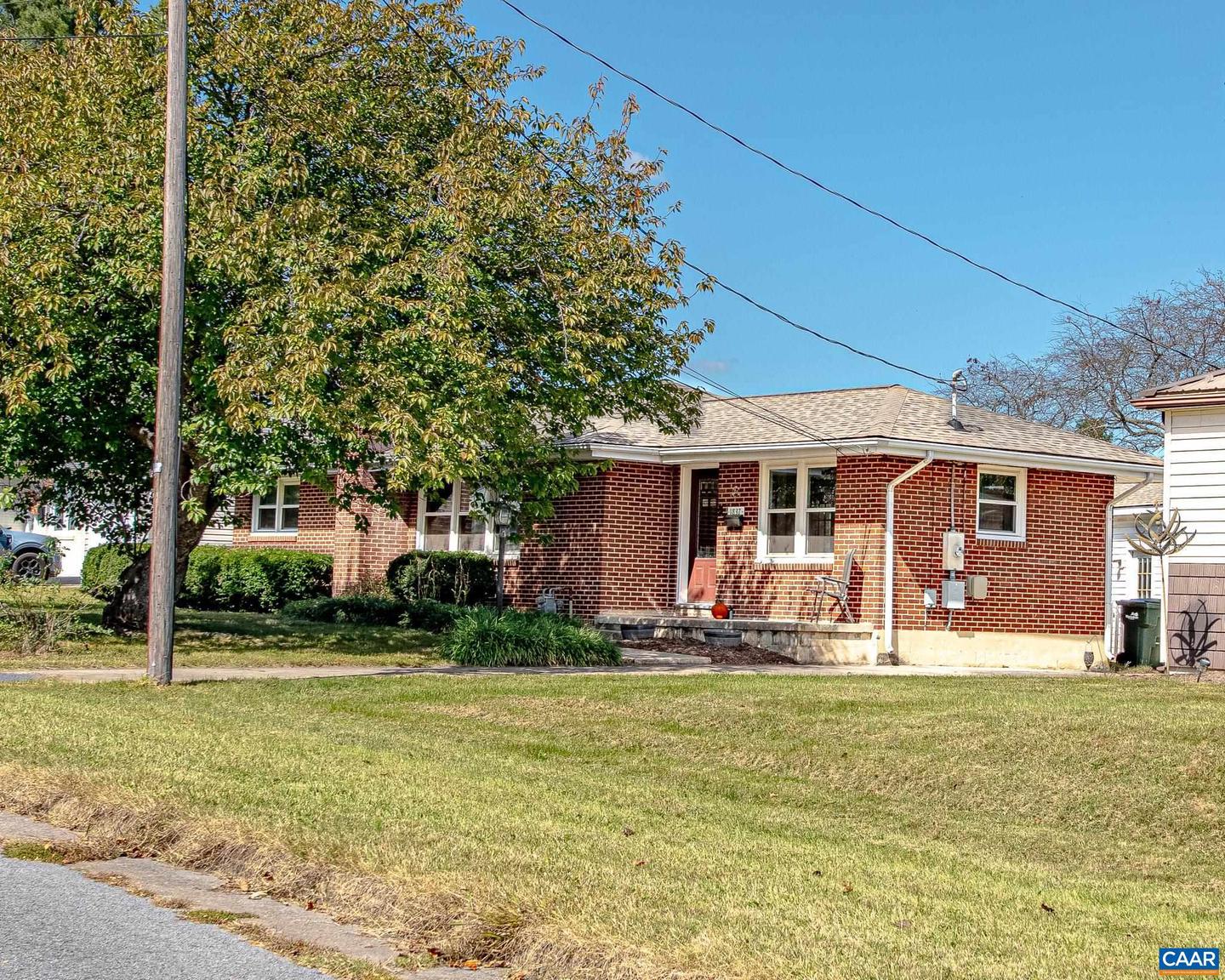 1837 S. TALBOTT PL, WAYNESBORO, Virginia 22980, 3 Bedrooms Bedrooms, ,2 BathroomsBathrooms,Residential,For sale,1837 S. TALBOTT PL,669839 MLS # 669839