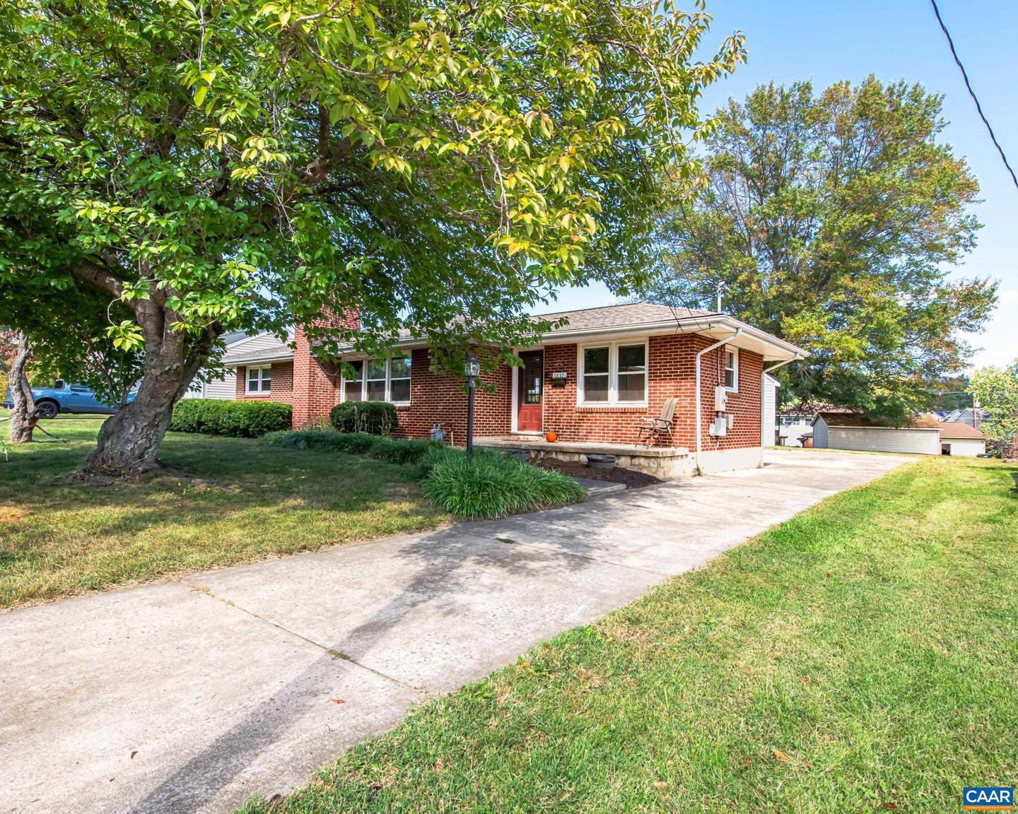 1837 S. TALBOTT PL, WAYNESBORO, Virginia 22980, 3 Bedrooms Bedrooms, ,2 BathroomsBathrooms,Residential,For sale,1837 S. TALBOTT PL,669839 MLS # 669839