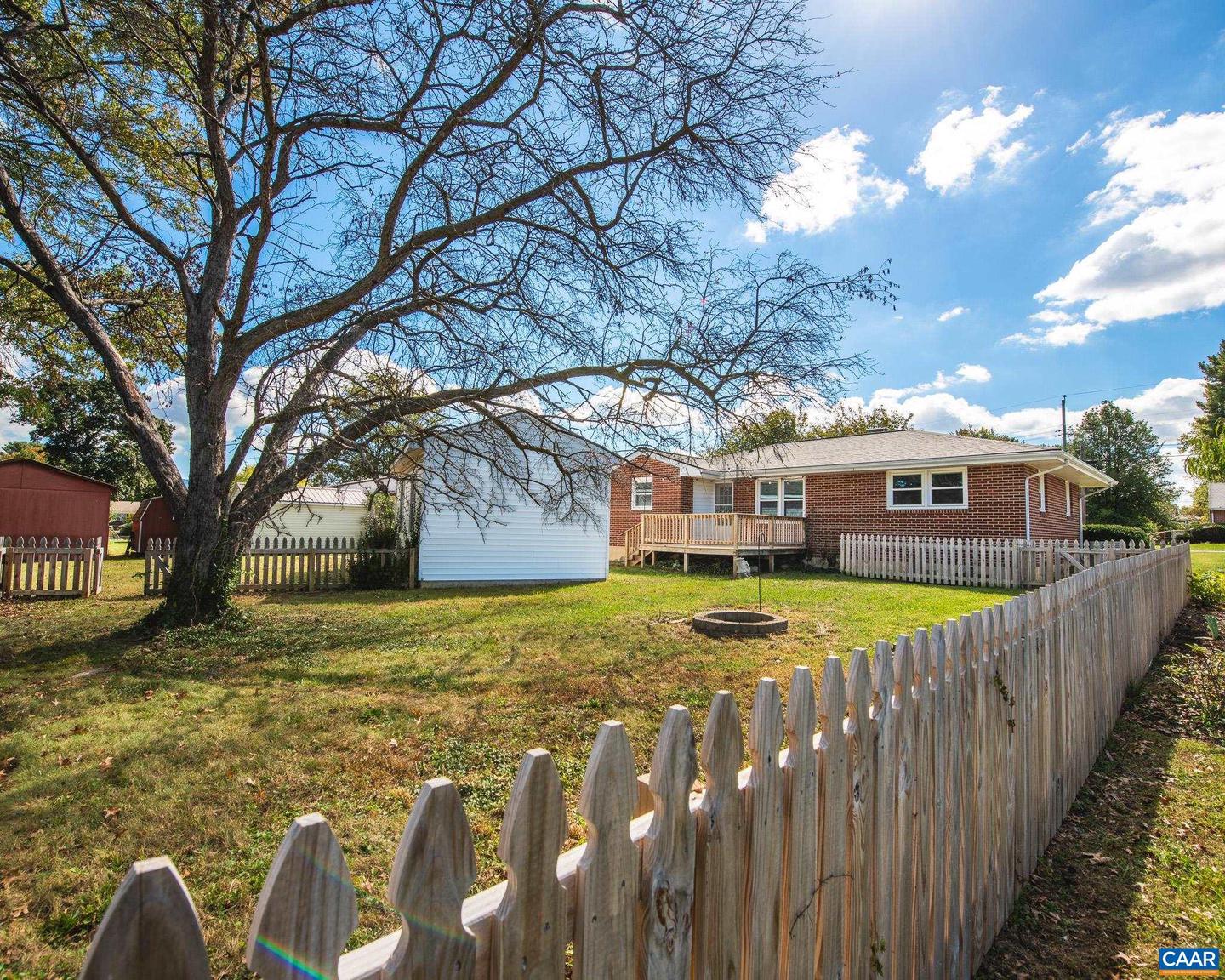 1837 S. TALBOTT PL, WAYNESBORO, Virginia 22980, 3 Bedrooms Bedrooms, ,2 BathroomsBathrooms,Residential,For sale,1837 S. TALBOTT PL,669839 MLS # 669839