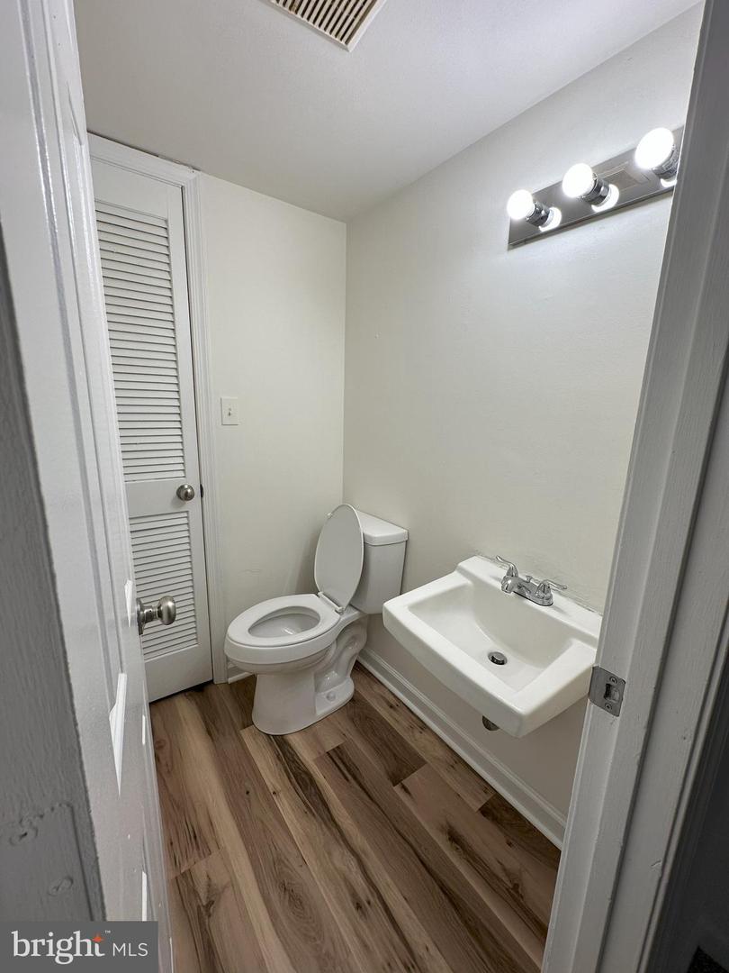12 MANCHESTER CT, FREDERICKSBURG, Virginia 22408, 3 Bedrooms Bedrooms, ,1 BathroomBathrooms,Residential,For sale,12 MANCHESTER CT,VASP2036822 MLS # VASP2036822