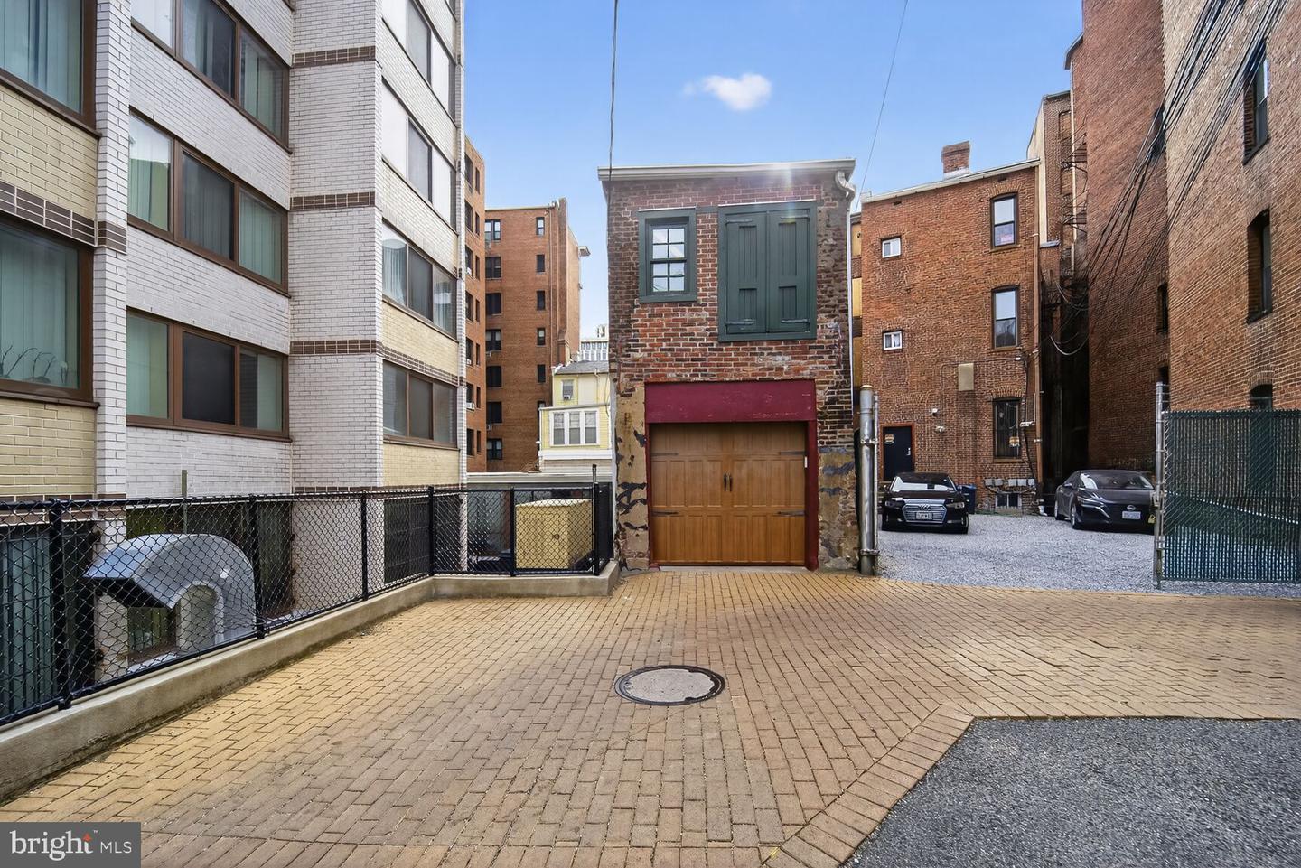 1113 MASSACHUSETTS AVE NW, WASHINGTON, District Of Columbia 20005, 12 Bedrooms Bedrooms, ,10 BathroomsBathrooms,Residential,For sale,1113 MASSACHUSETTS AVE NW,DCDC2226388 MLS # DCDC2226388