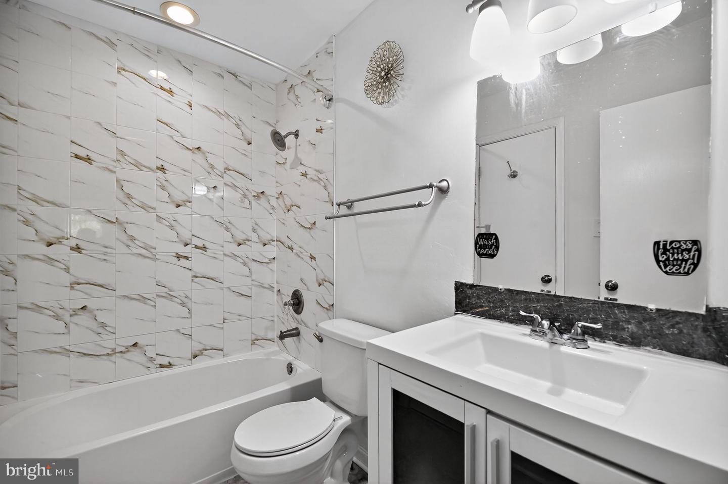 12170 SPRINGWOODS DR, WOODBRIDGE, Virginia 22192, 3 Bedrooms Bedrooms, ,2 BathroomsBathrooms,Residential,For sale,12170 SPRINGWOODS DR,VAPW2105686 MLS # VAPW2105686