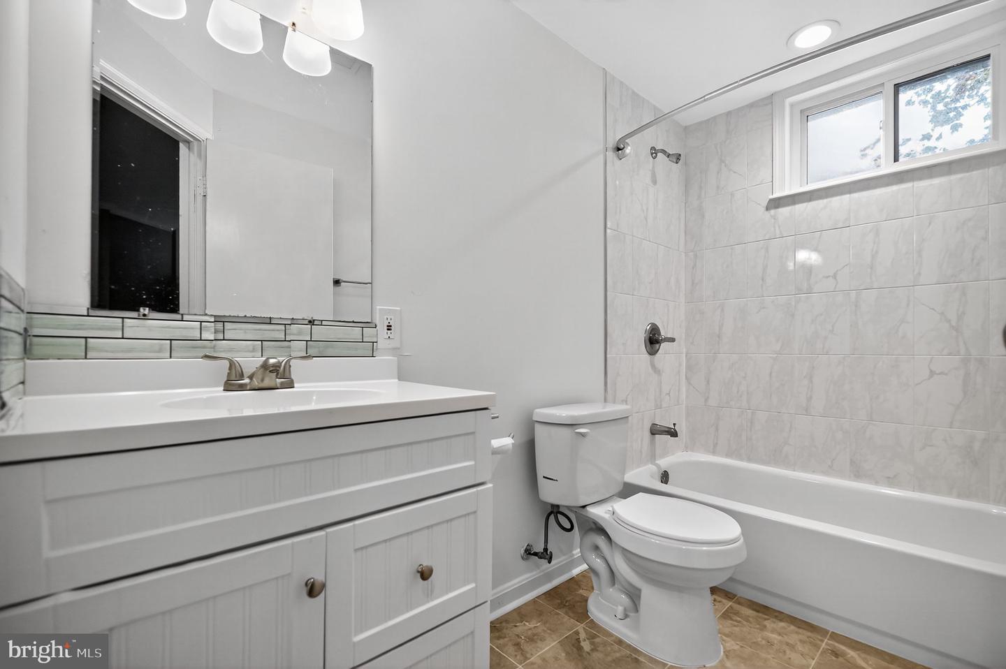 12170 SPRINGWOODS DR, WOODBRIDGE, Virginia 22192, 3 Bedrooms Bedrooms, ,2 BathroomsBathrooms,Residential,For sale,12170 SPRINGWOODS DR,VAPW2105686 MLS # VAPW2105686