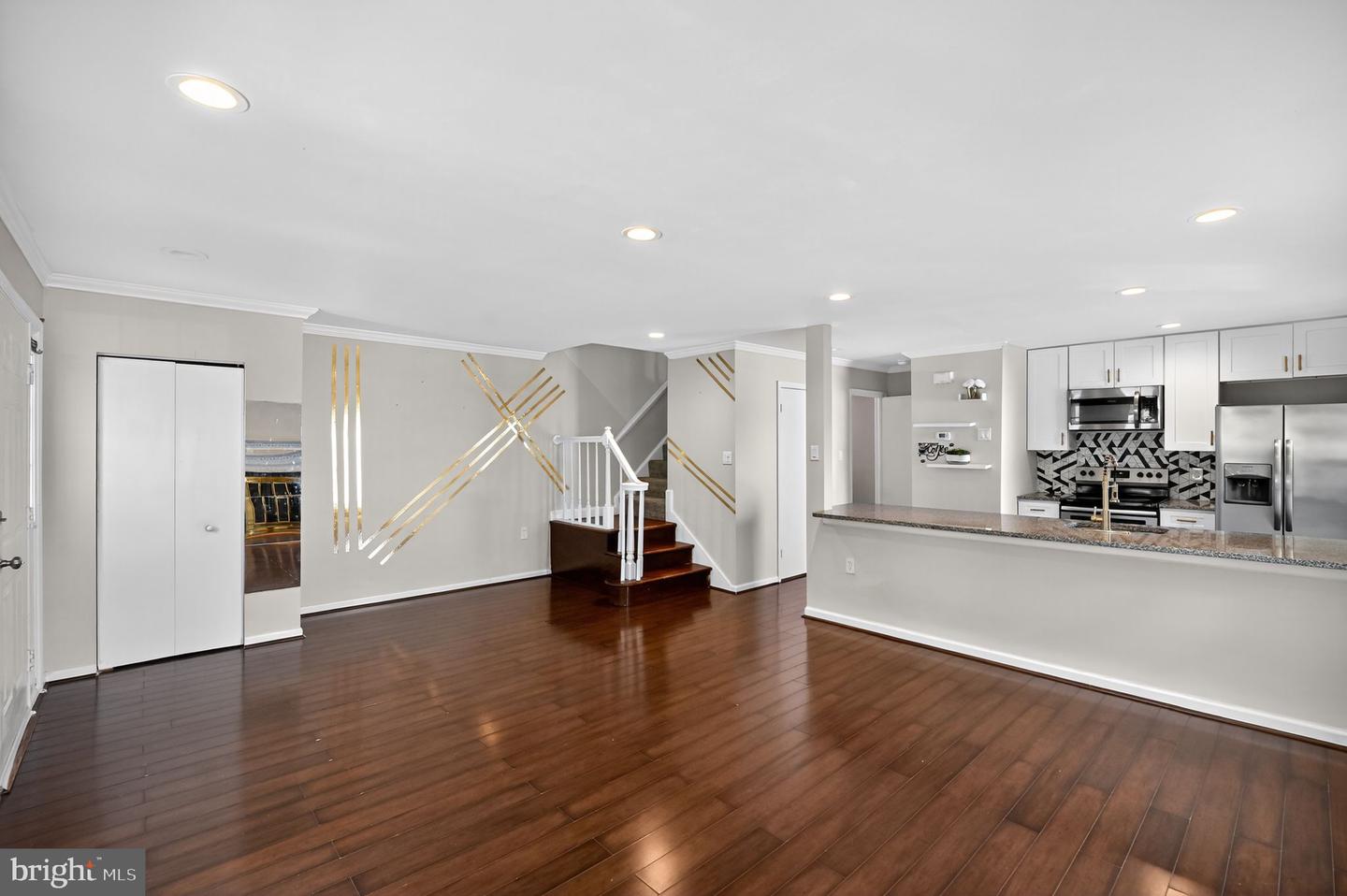 12170 SPRINGWOODS DR, WOODBRIDGE, Virginia 22192, 3 Bedrooms Bedrooms, ,2 BathroomsBathrooms,Residential,For sale,12170 SPRINGWOODS DR,VAPW2105686 MLS # VAPW2105686