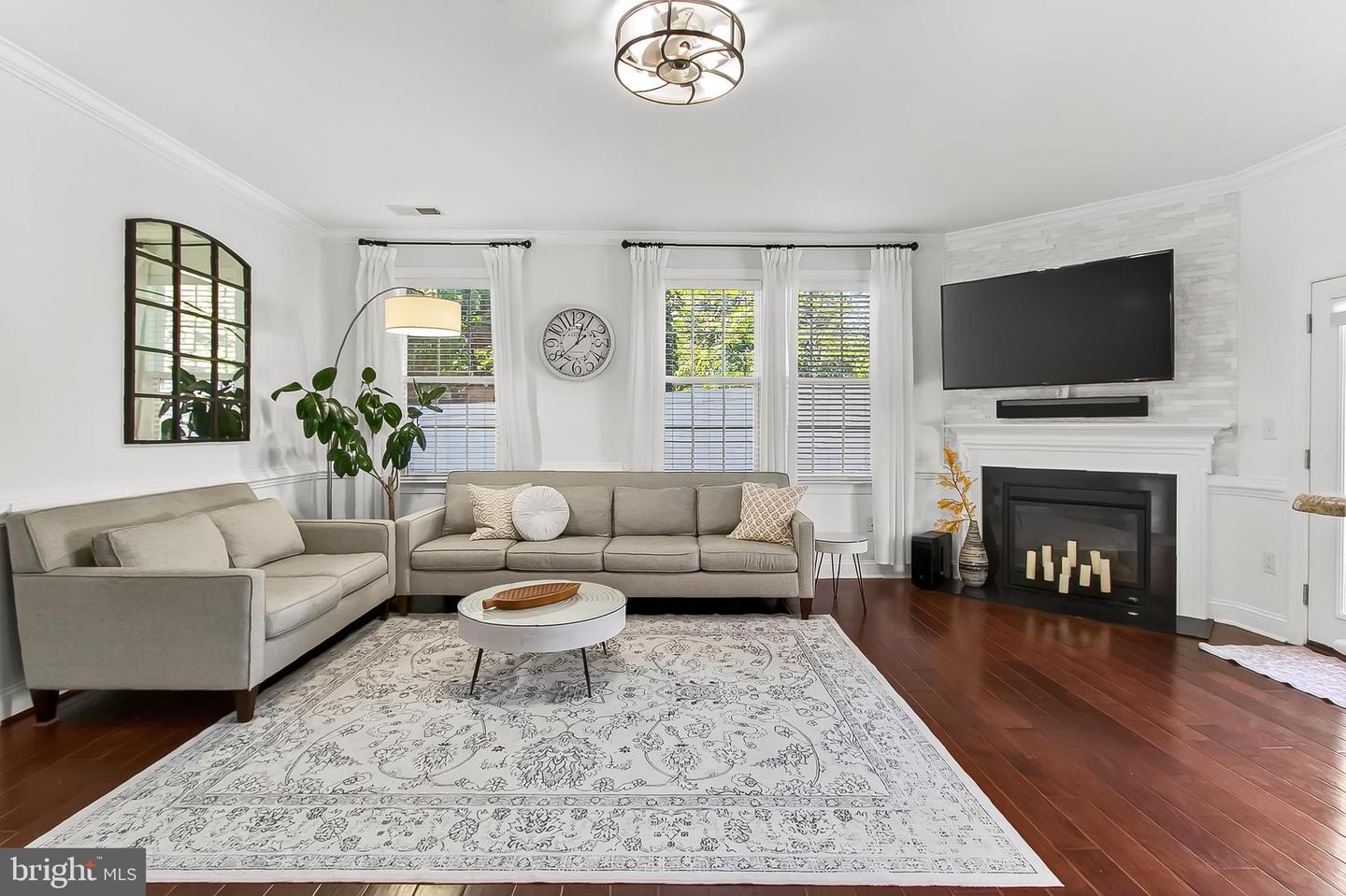 7310 LEESVILLE BLVD, SPRINGFIELD, Virginia 22151, 4 Bedrooms Bedrooms, ,2 BathroomsBathrooms,Residential,For sale,7310 LEESVILLE BLVD,VAFX2273466 MLS # VAFX2273466
