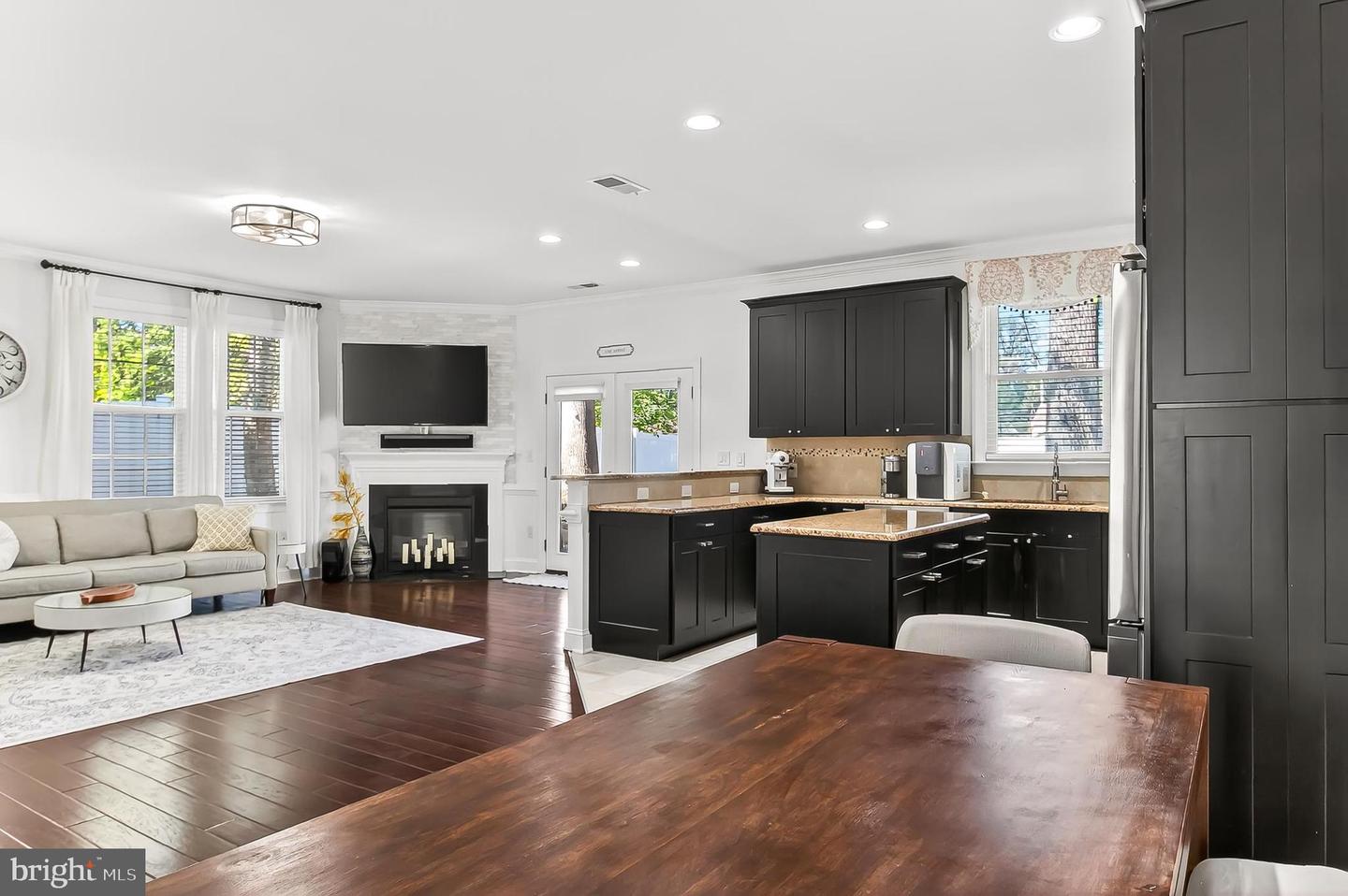 7310 LEESVILLE BLVD, SPRINGFIELD, Virginia 22151, 4 Bedrooms Bedrooms, ,2 BathroomsBathrooms,Residential,For sale,7310 LEESVILLE BLVD,VAFX2273466 MLS # VAFX2273466