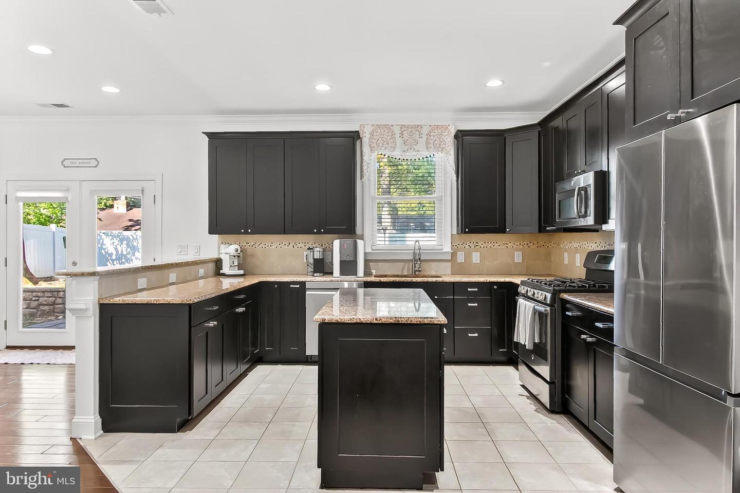 7310 LEESVILLE BLVD, SPRINGFIELD, Virginia 22151, 4 Bedrooms Bedrooms, ,2 BathroomsBathrooms,Residential,For sale,7310 LEESVILLE BLVD,VAFX2273466 MLS # VAFX2273466