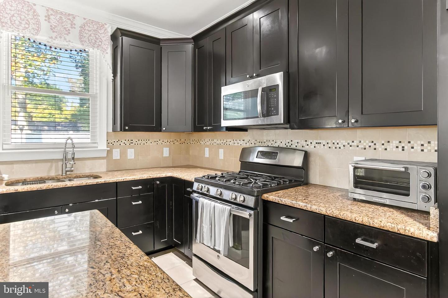 7310 LEESVILLE BLVD, SPRINGFIELD, Virginia 22151, 4 Bedrooms Bedrooms, ,2 BathroomsBathrooms,Residential,For sale,7310 LEESVILLE BLVD,VAFX2273466 MLS # VAFX2273466