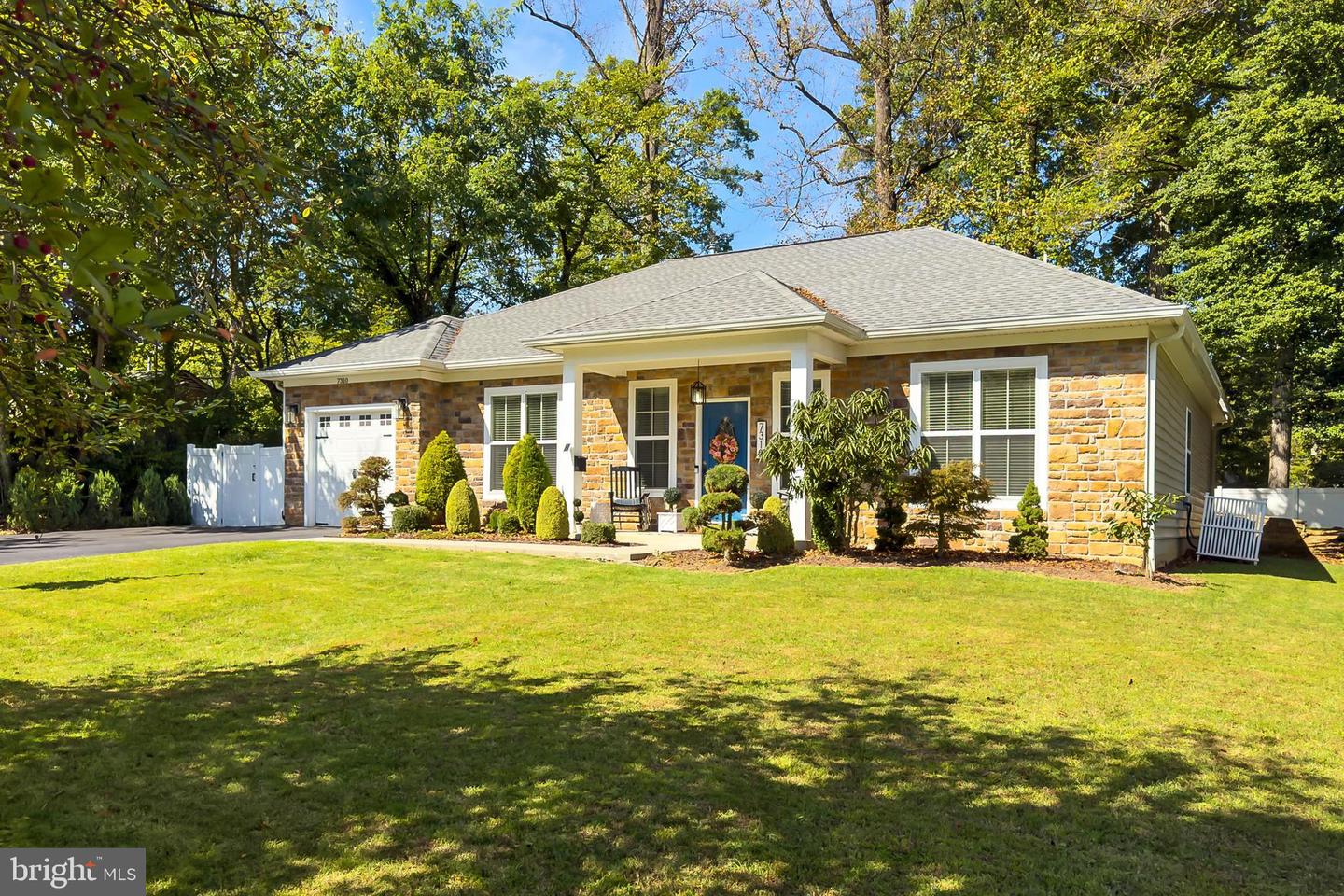 7310 LEESVILLE BLVD, SPRINGFIELD, Virginia 22151, 4 Bedrooms Bedrooms, ,2 BathroomsBathrooms,Residential,For sale,7310 LEESVILLE BLVD,VAFX2273466 MLS # VAFX2273466