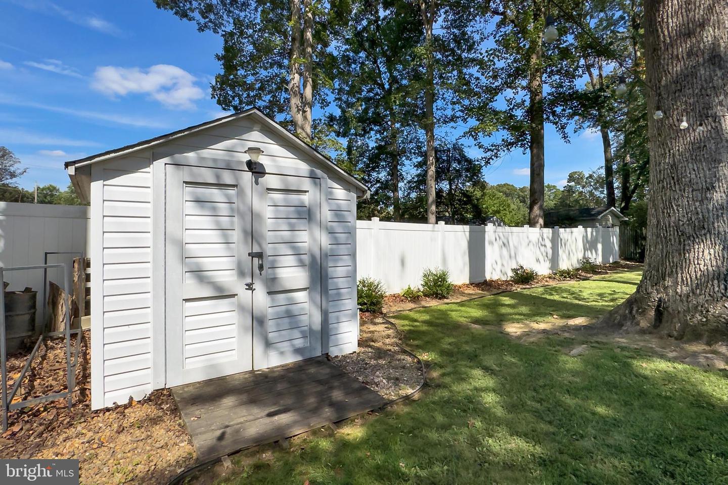 7310 LEESVILLE BLVD, SPRINGFIELD, Virginia 22151, 4 Bedrooms Bedrooms, ,2 BathroomsBathrooms,Residential,For sale,7310 LEESVILLE BLVD,VAFX2273466 MLS # VAFX2273466