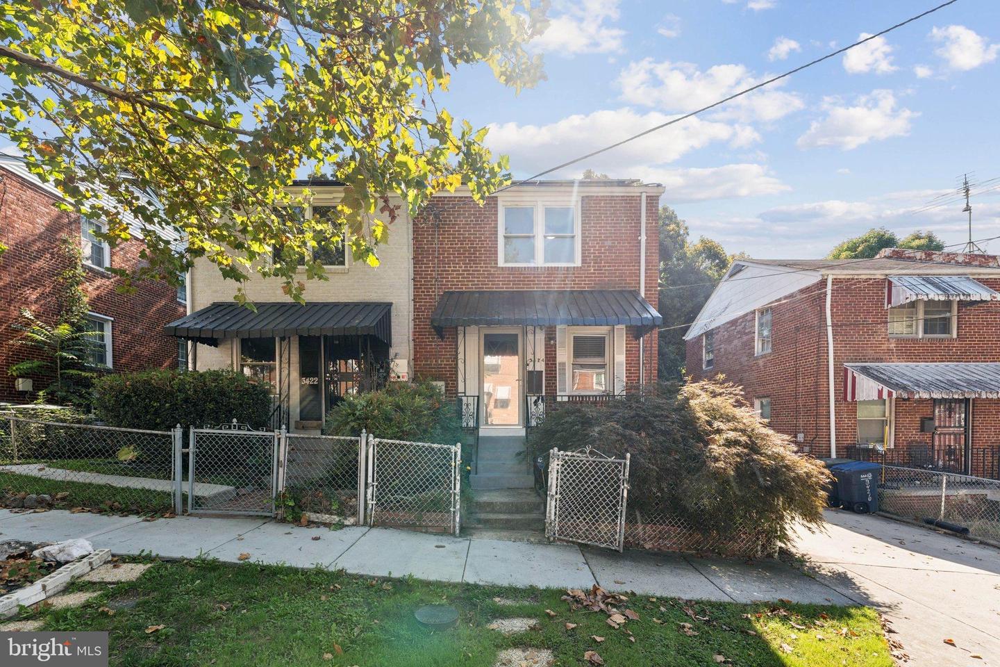 3424 24TH ST SE, WASHINGTON, District Of Columbia 20020, 2 Bedrooms Bedrooms, 3 Rooms Rooms,1 BathroomBathrooms,Residential,For sale,3424 24TH ST SE,DCDC2226278 MLS # DCDC2226278