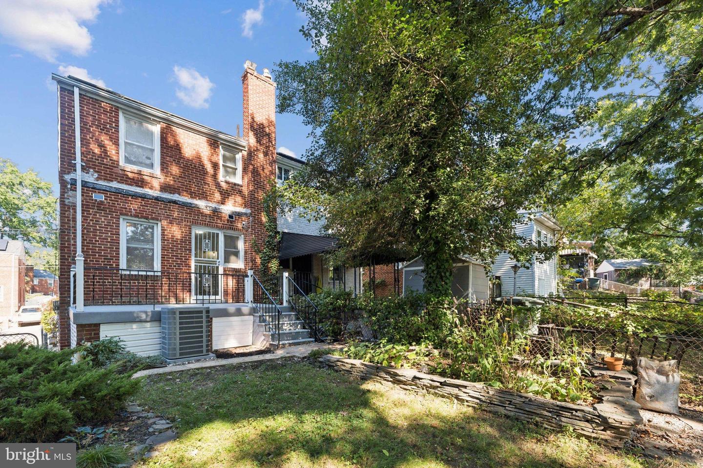 3424 24TH ST SE, WASHINGTON, District Of Columbia 20020, 2 Bedrooms Bedrooms, 3 Rooms Rooms,1 BathroomBathrooms,Residential,For sale,3424 24TH ST SE,DCDC2226278 MLS # DCDC2226278