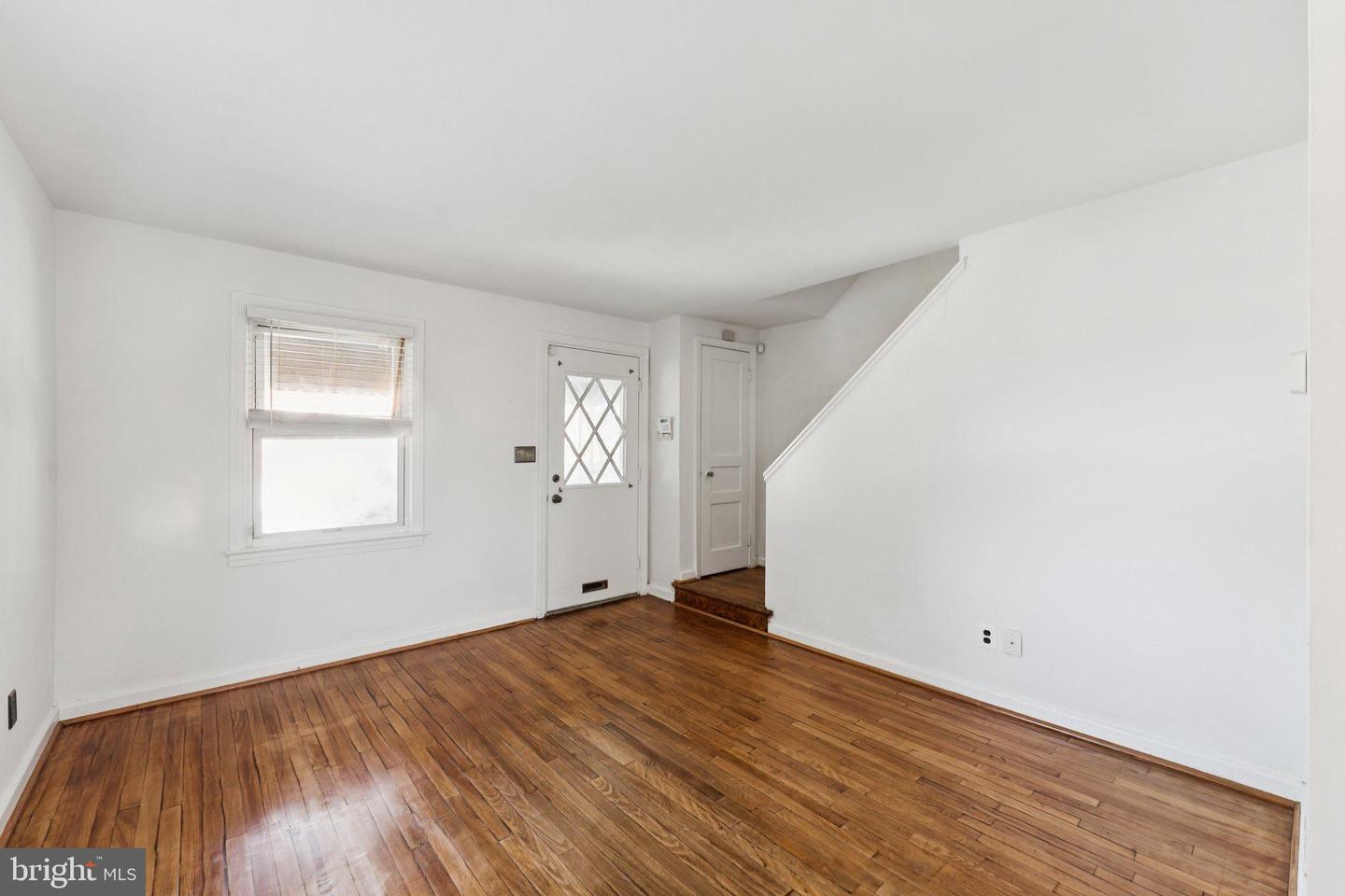 3424 24TH ST SE, WASHINGTON, District Of Columbia 20020, 2 Bedrooms Bedrooms, 3 Rooms Rooms,1 BathroomBathrooms,Residential,For sale,3424 24TH ST SE,DCDC2226278 MLS # DCDC2226278