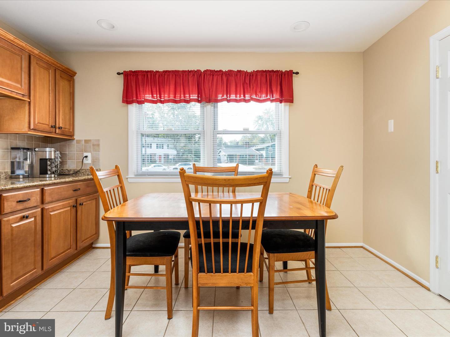 6434 RIVES CT, SPRINGFIELD, Virginia 22150, 4 Bedrooms Bedrooms, ,2 BathroomsBathrooms,Residential,For sale,6434 RIVES CT,VAFX2273522 MLS # VAFX2273522