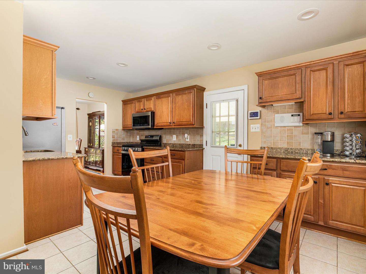 6434 RIVES CT, SPRINGFIELD, Virginia 22150, 4 Bedrooms Bedrooms, ,2 BathroomsBathrooms,Residential,For sale,6434 RIVES CT,VAFX2273522 MLS # VAFX2273522