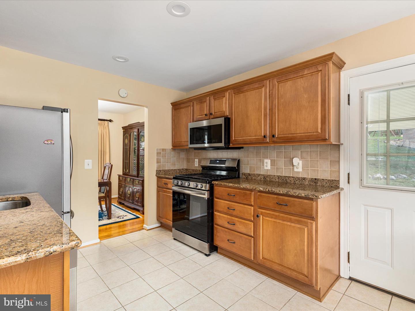 6434 RIVES CT, SPRINGFIELD, Virginia 22150, 4 Bedrooms Bedrooms, ,2 BathroomsBathrooms,Residential,For sale,6434 RIVES CT,VAFX2273522 MLS # VAFX2273522