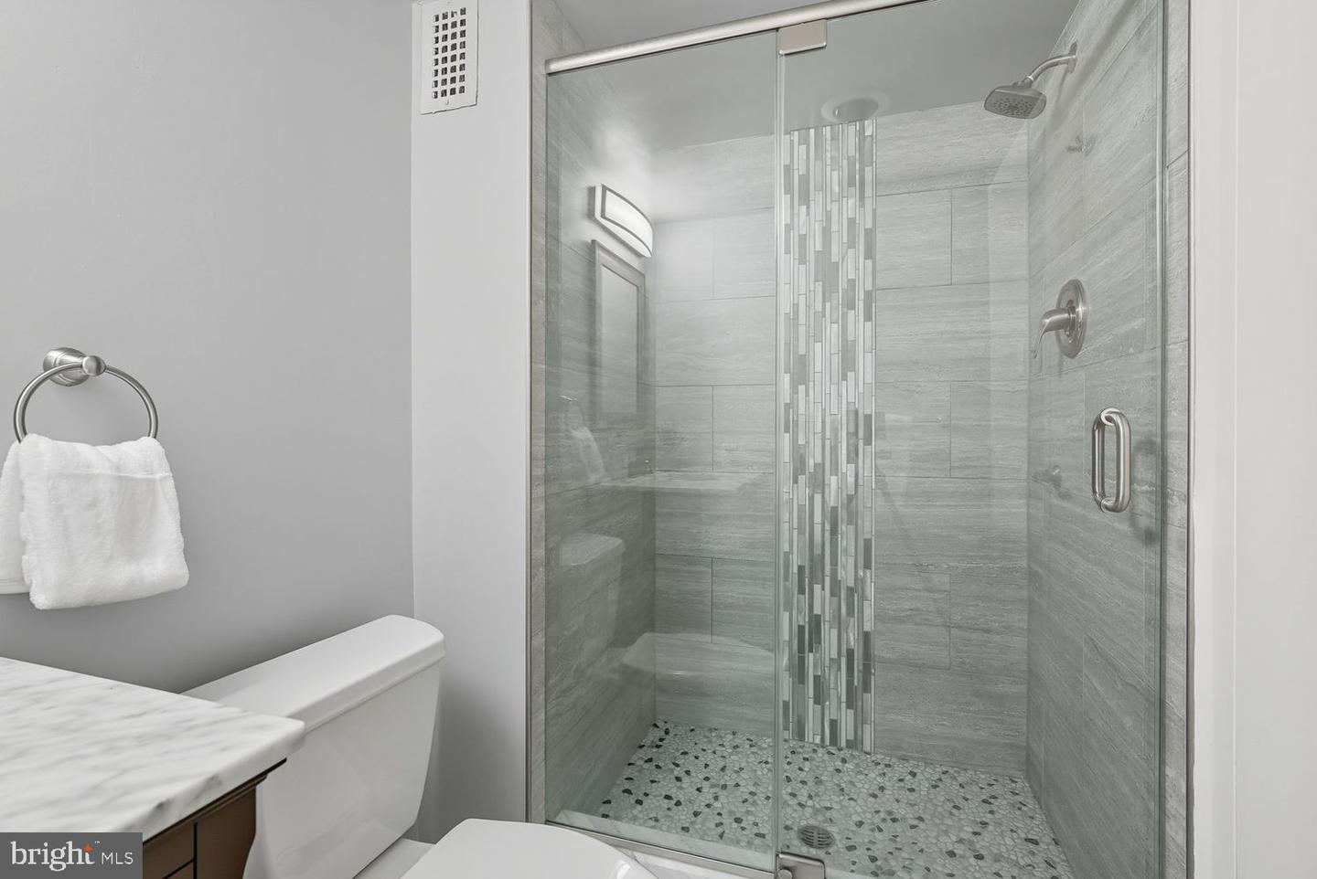 3001 VEAZEY TER NW #726, WASHINGTON, District Of Columbia 20008, 2 Bedrooms Bedrooms, ,2 BathroomsBathrooms,Residential,For sale,3001 VEAZEY TER NW #726,DCDC2226316 MLS # DCDC2226316