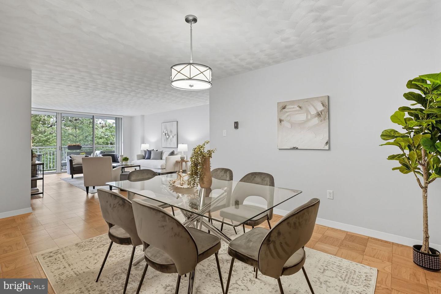 3001 VEAZEY TER NW #726, WASHINGTON, District Of Columbia 20008, 2 Bedrooms Bedrooms, ,2 BathroomsBathrooms,Residential,For sale,3001 VEAZEY TER NW #726,DCDC2226316 MLS # DCDC2226316