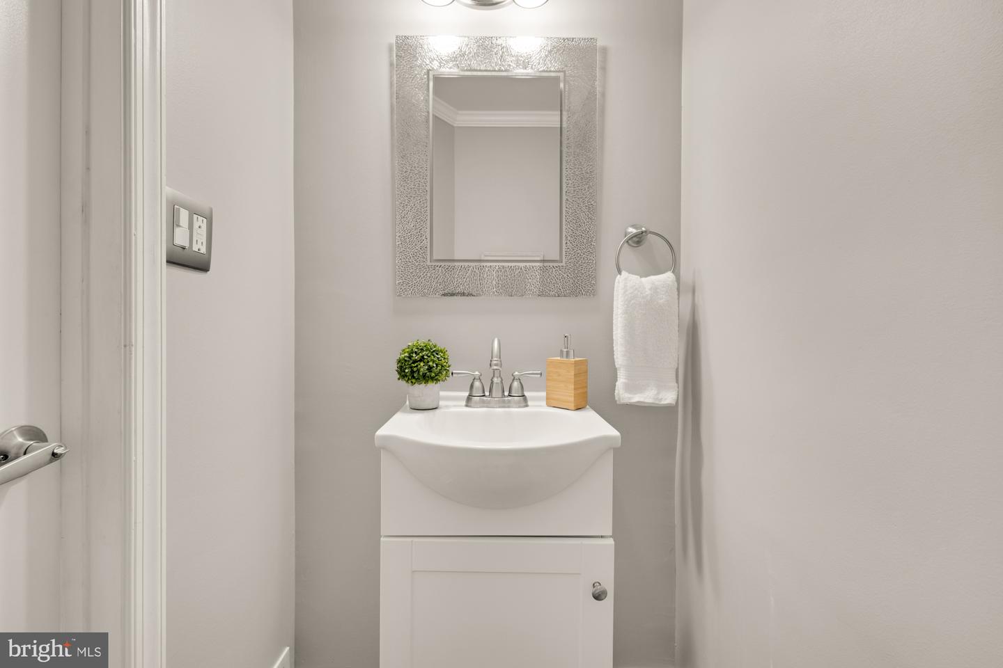2414 PERRY ST NE, WASHINGTON, District Of Columbia 20018, 3 Bedrooms Bedrooms, ,2 BathroomsBathrooms,Residential,For sale,2414 PERRY ST NE,DCDC2226398 MLS # DCDC2226398