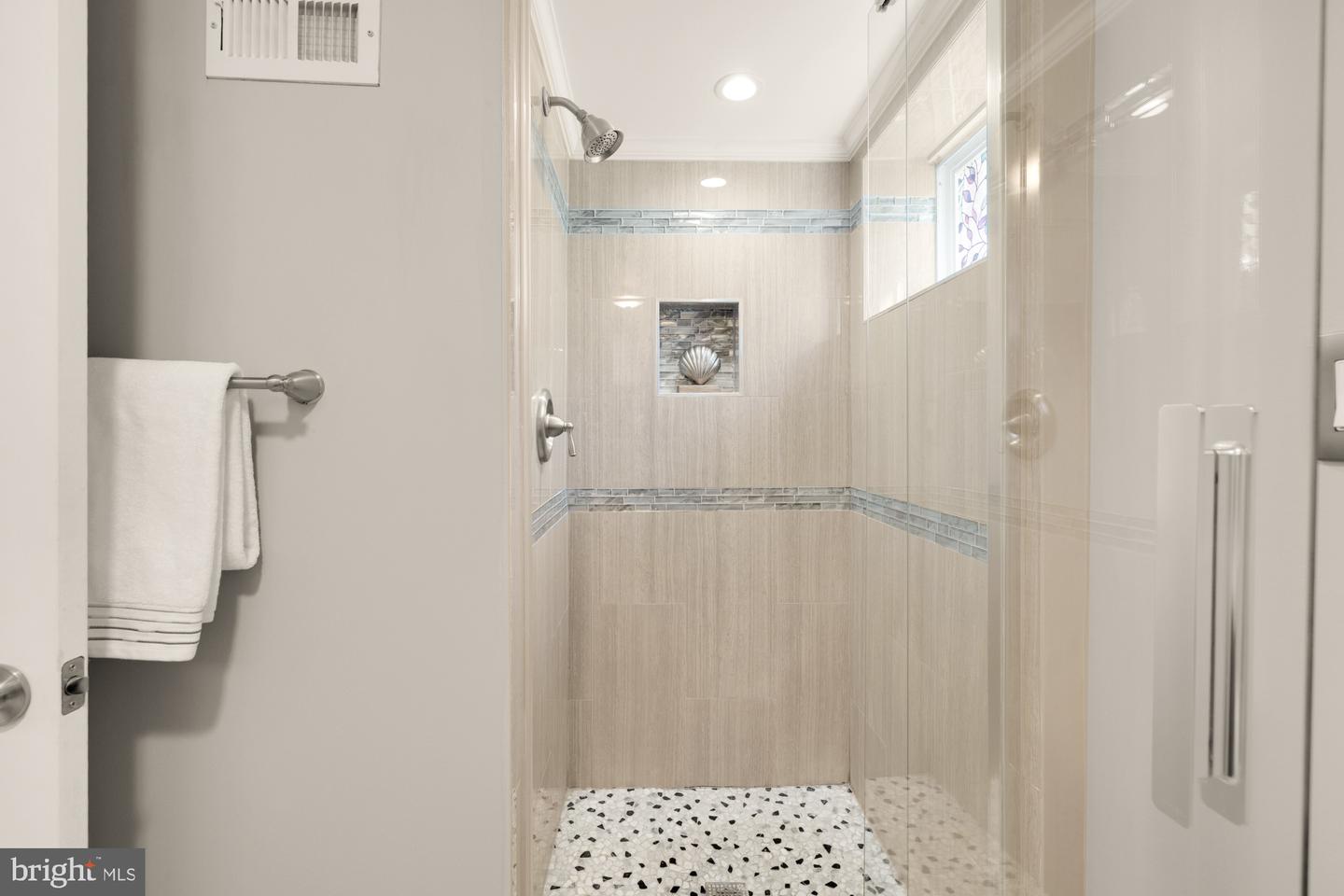 2414 PERRY ST NE, WASHINGTON, District Of Columbia 20018, 3 Bedrooms Bedrooms, ,2 BathroomsBathrooms,Residential,For sale,2414 PERRY ST NE,DCDC2226398 MLS # DCDC2226398