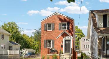 2414 PERRY ST NE, WASHINGTON, District Of Columbia 20018, 3 Bedrooms Bedrooms, ,2 BathroomsBathrooms,Residential,For sale,2414 PERRY ST NE,DCDC2226398 MLS # DCDC2226398
