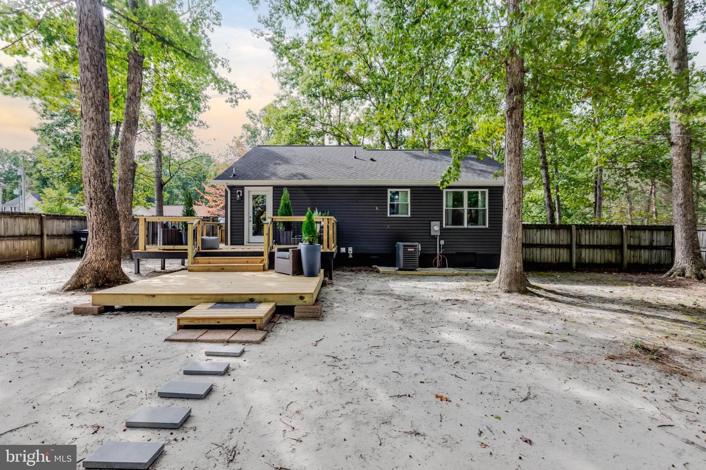 196 LAND OR DR, RUTHER GLEN, Virginia 22546, 3 Bedrooms Bedrooms, ,2 BathroomsBathrooms,Residential,For sale,196 LAND OR DR,VACV2008972 MLS # VACV2008972