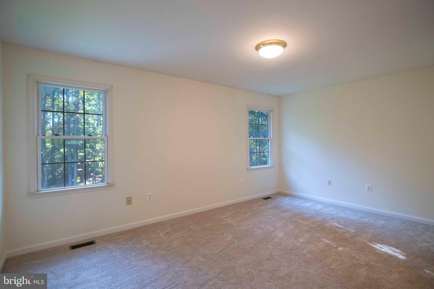 2335 WILDWOOD CIR, AMISSVILLE, Virginia 20106, 3 Bedrooms Bedrooms, ,2 BathroomsBathrooms,Residential,For sale,2335 WILDWOOD CIR,VACU2011772 MLS # VACU2011772