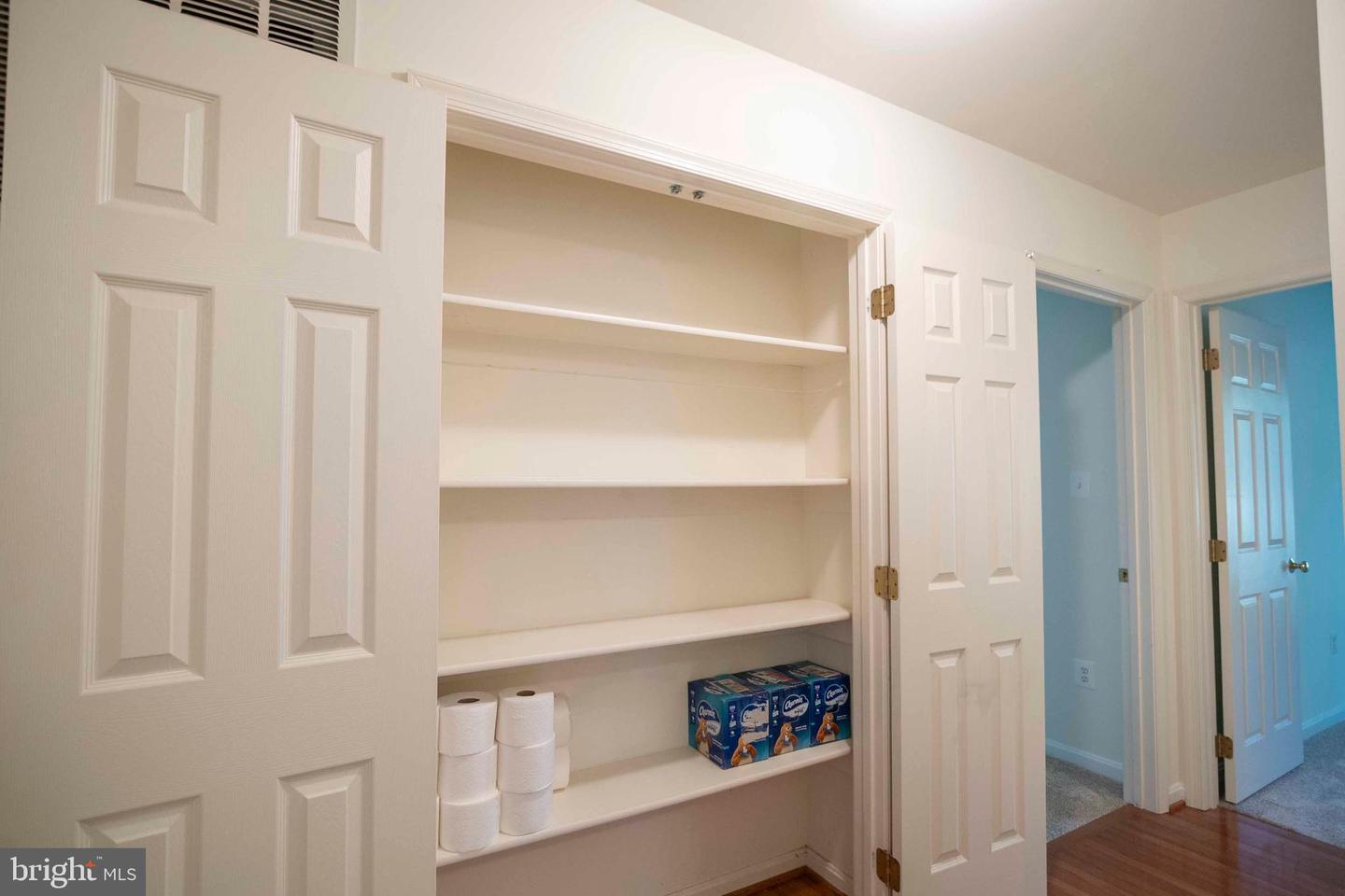2335 WILDWOOD CIR, AMISSVILLE, Virginia 20106, 3 Bedrooms Bedrooms, ,2 BathroomsBathrooms,Residential,For sale,2335 WILDWOOD CIR,VACU2011772 MLS # VACU2011772