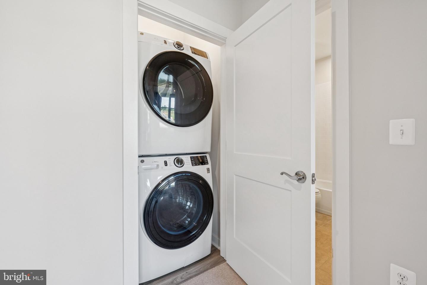 8641 LOVELACE ST, MANASSAS, Virginia 20109, 2 Bedrooms Bedrooms, ,2 BathroomsBathrooms,Residential,For sale,8641 LOVELACE ST,VAPW2105762 MLS # VAPW2105762