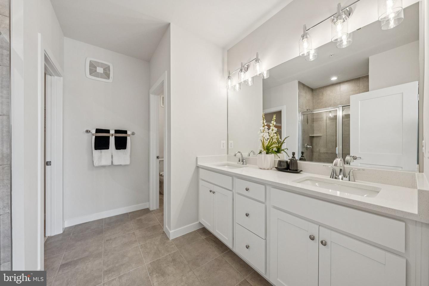 8641 LOVELACE ST, MANASSAS, Virginia 20109, 2 Bedrooms Bedrooms, ,2 BathroomsBathrooms,Residential,For sale,8641 LOVELACE ST,VAPW2105762 MLS # VAPW2105762