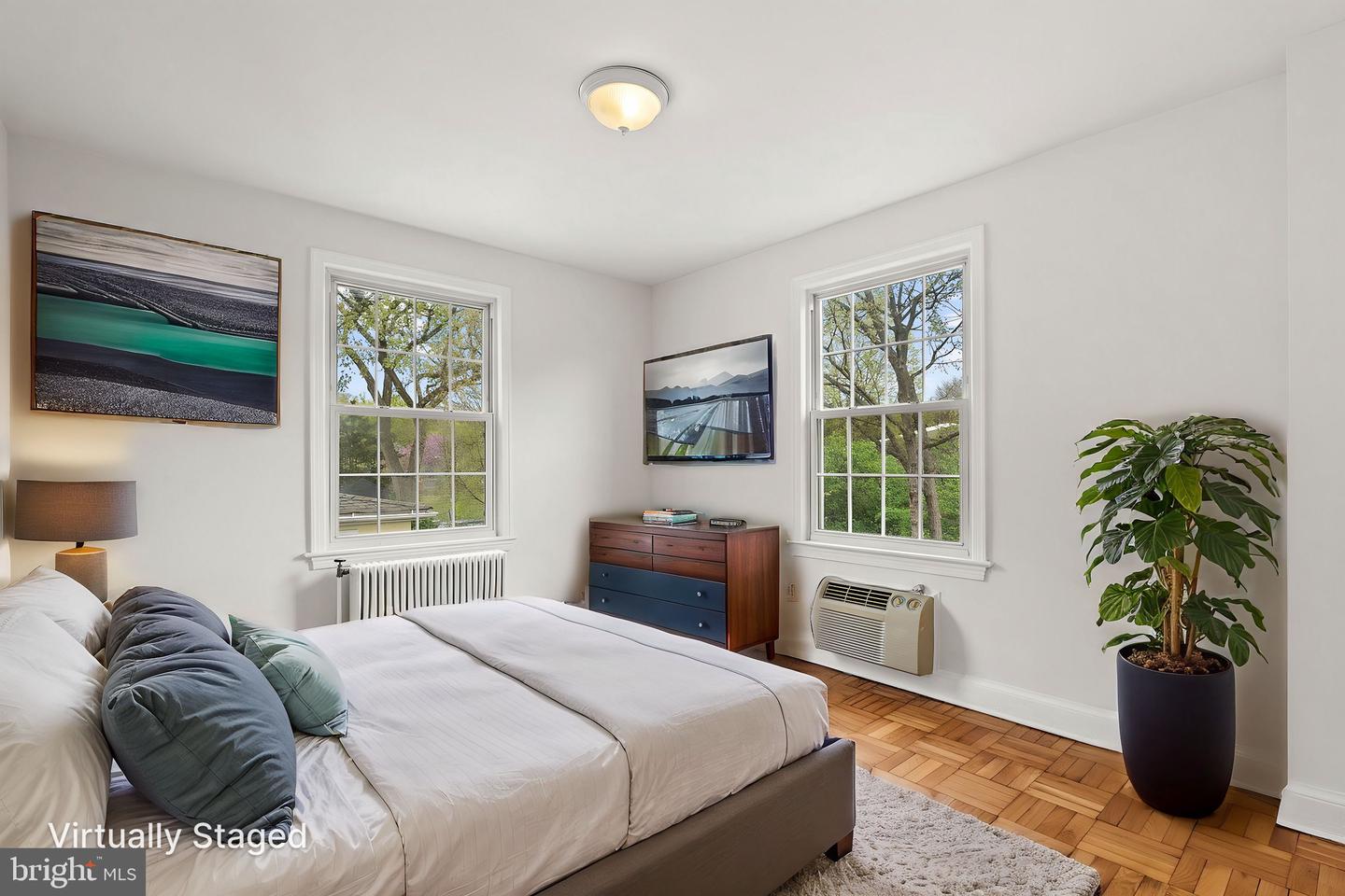 4491 MACARTHUR BLVD NW #303, WASHINGTON, District Of Columbia 20007, 2 Bedrooms Bedrooms, ,1 BathroomBathrooms,Residential,For sale,4491 MACARTHUR BLVD NW #303,DCDC2226424 MLS # DCDC2226424
