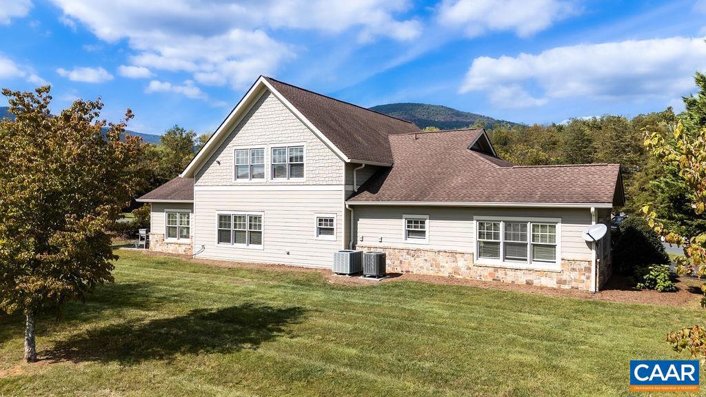 215 ROSEWOOD DR, NELLYSFORD, Virginia 22958, 3 Bedrooms Bedrooms, ,3 BathroomsBathrooms,Residential,For sale,215 ROSEWOOD DR,669866 MLS # 669866