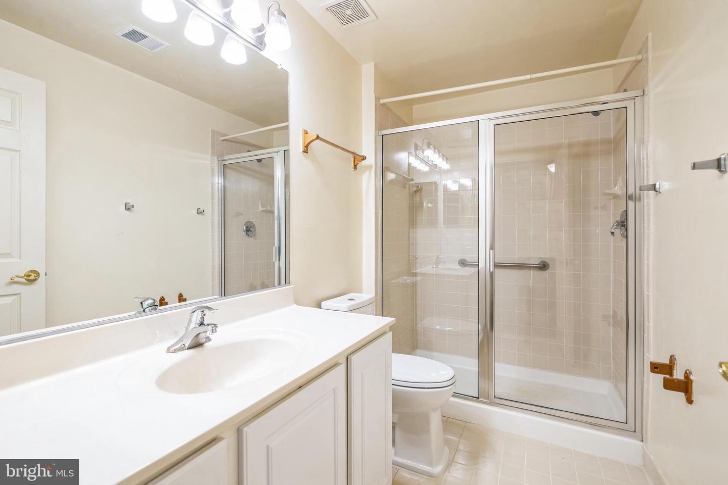 21 BUCHANAN CT, FREDERICKSBURG, Virginia 22406, 3 Bedrooms Bedrooms, ,3 BathroomsBathrooms,Residential,For sale,21 BUCHANAN CT,VAST2043416 MLS # VAST2043416