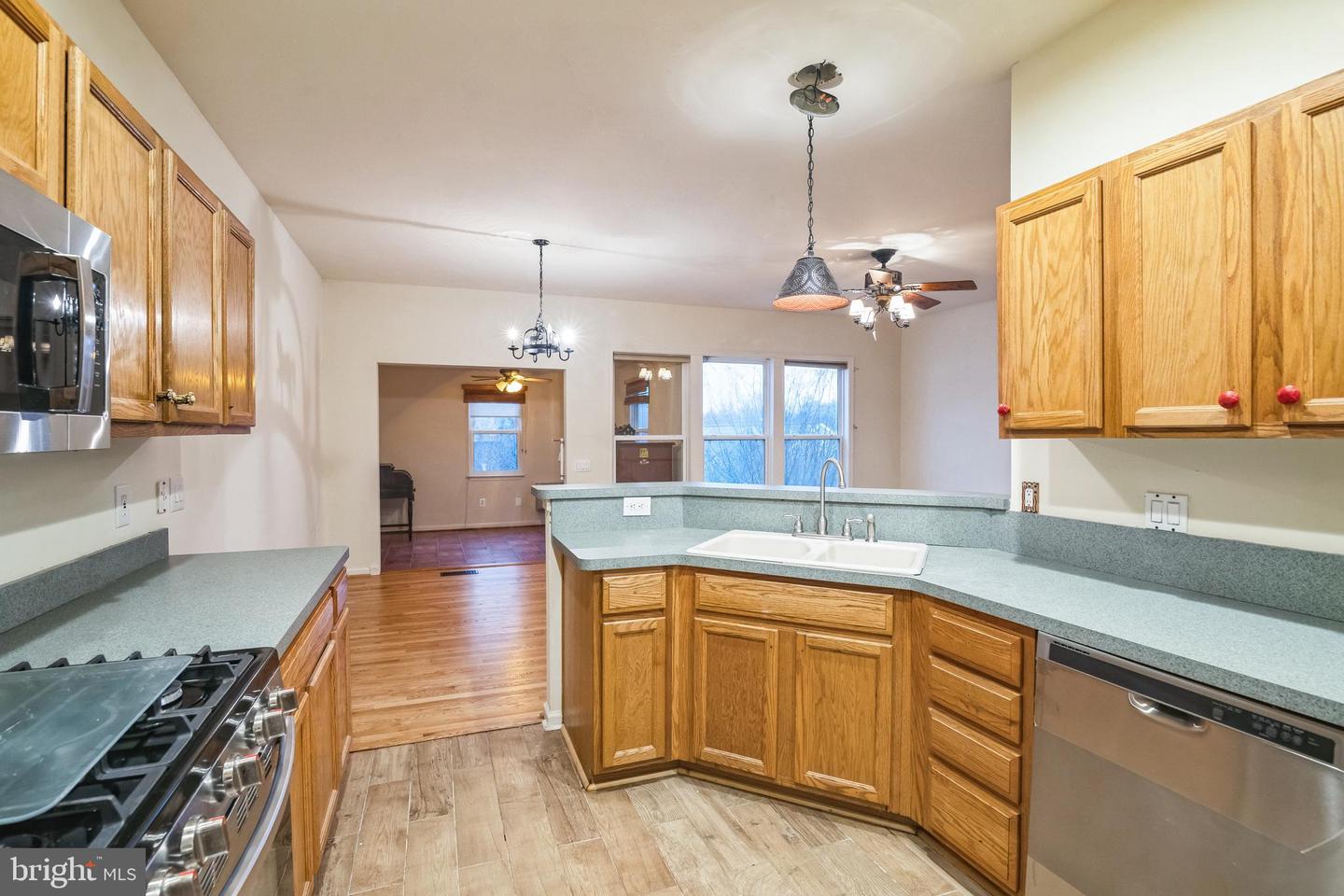 21 BUCHANAN CT, FREDERICKSBURG, Virginia 22406, 3 Bedrooms Bedrooms, ,3 BathroomsBathrooms,Residential,For sale,21 BUCHANAN CT,VAST2043416 MLS # VAST2043416