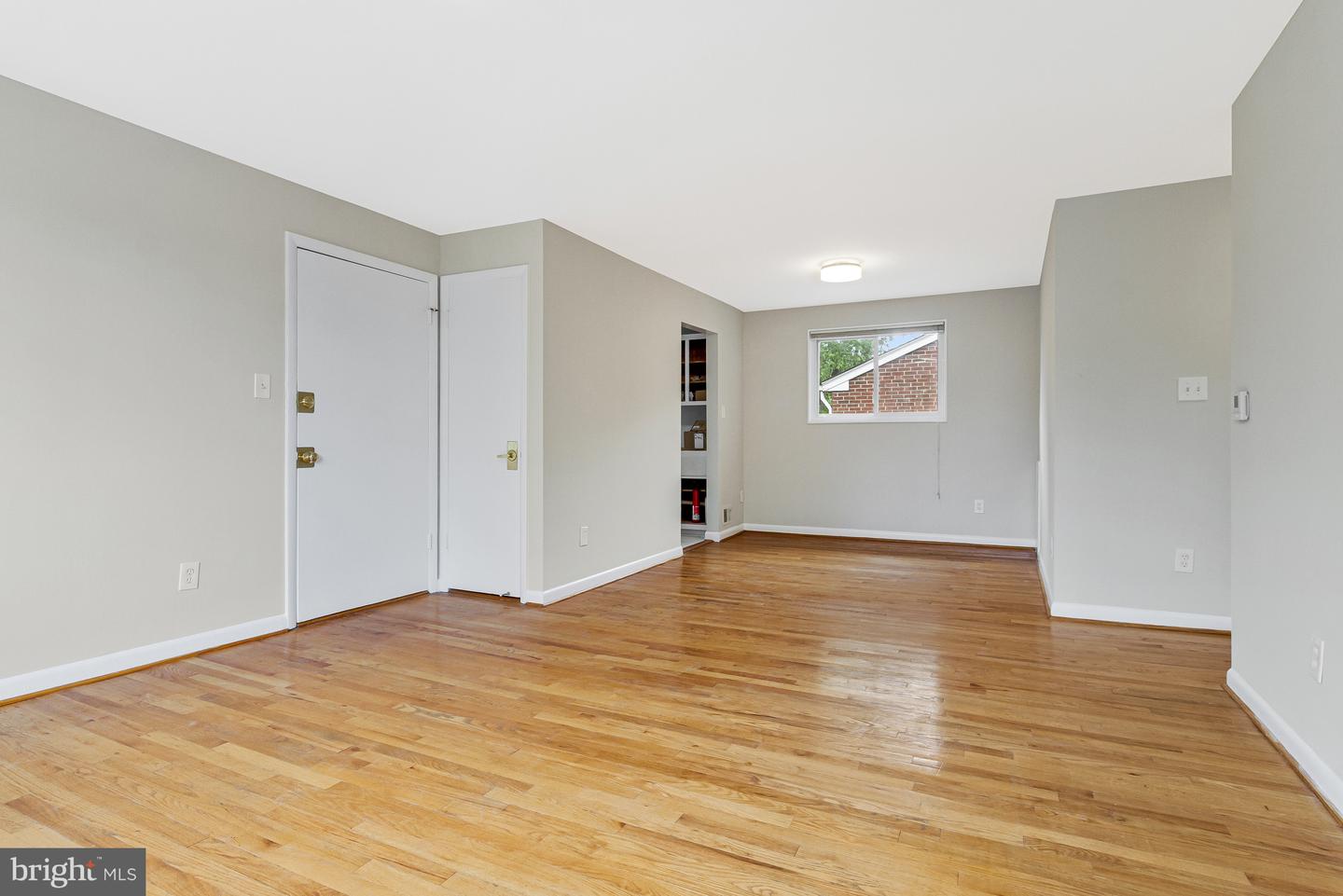 1138 N STAFFORD ST, ARLINGTON, Virginia 22201, 6 Bedrooms Bedrooms, ,3 BathroomsBathrooms,Residential,For sale,1138 N STAFFORD ST,VAAR2064788 MLS # VAAR2064788