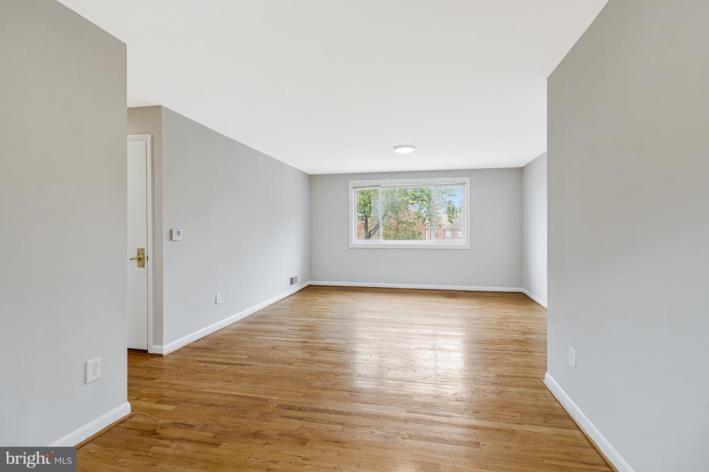 1138 N STAFFORD ST, ARLINGTON, Virginia 22201, 6 Bedrooms Bedrooms, ,3 BathroomsBathrooms,Residential,For sale,1138 N STAFFORD ST,VAAR2064788 MLS # VAAR2064788