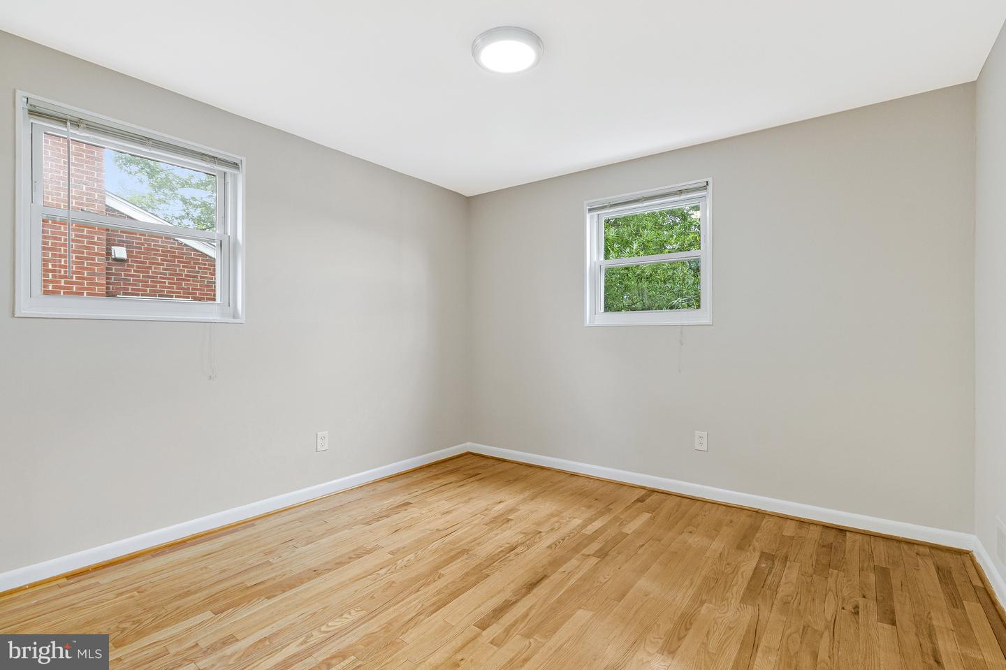 1138 N STAFFORD ST, ARLINGTON, Virginia 22201, 6 Bedrooms Bedrooms, ,3 BathroomsBathrooms,Residential,For sale,1138 N STAFFORD ST,VAAR2064788 MLS # VAAR2064788