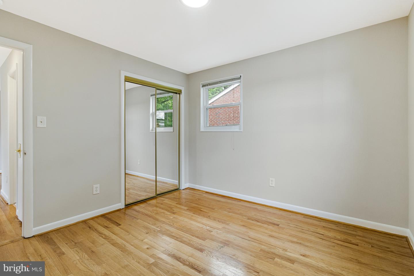 1138 N STAFFORD ST, ARLINGTON, Virginia 22201, 6 Bedrooms Bedrooms, ,3 BathroomsBathrooms,Residential,For sale,1138 N STAFFORD ST,VAAR2064788 MLS # VAAR2064788