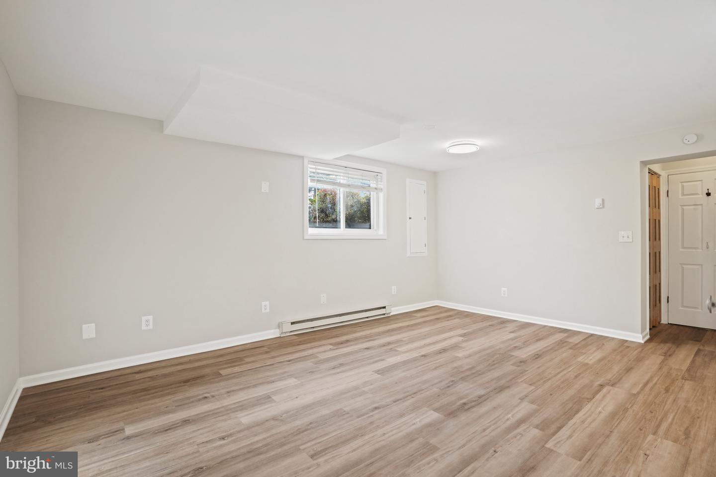1138 N STAFFORD ST, ARLINGTON, Virginia 22201, 6 Bedrooms Bedrooms, ,3 BathroomsBathrooms,Residential,For sale,1138 N STAFFORD ST,VAAR2064788 MLS # VAAR2064788