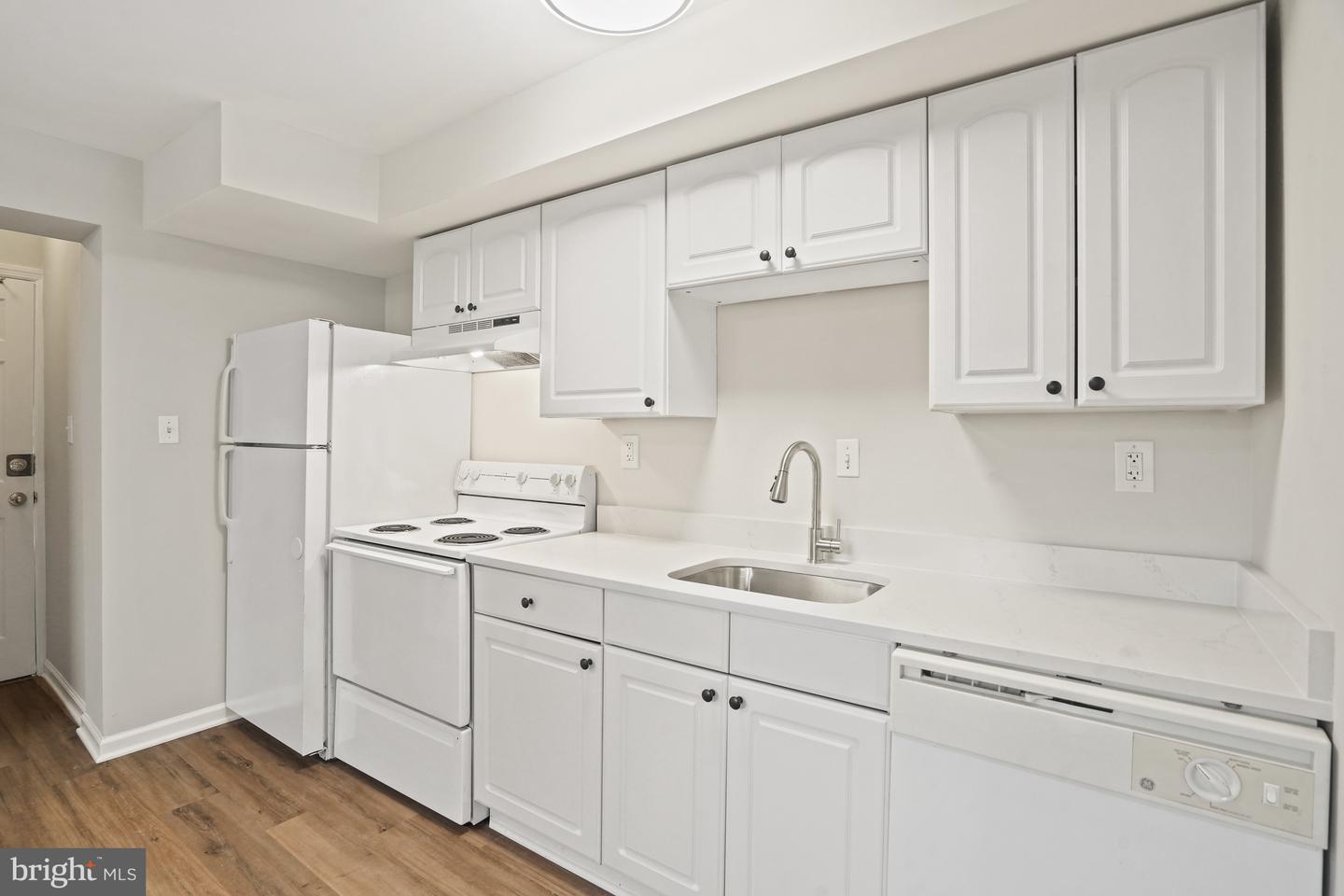 1138 N STAFFORD ST, ARLINGTON, Virginia 22201, 6 Bedrooms Bedrooms, ,3 BathroomsBathrooms,Residential,For sale,1138 N STAFFORD ST,VAAR2064788 MLS # VAAR2064788