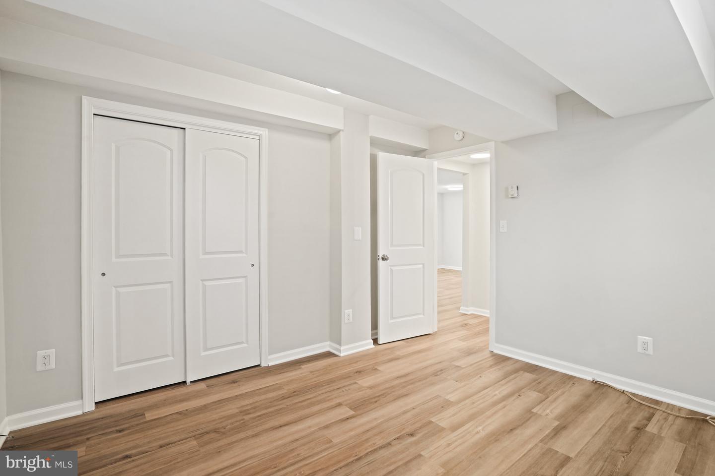 1138 N STAFFORD ST, ARLINGTON, Virginia 22201, 6 Bedrooms Bedrooms, ,3 BathroomsBathrooms,Residential,For sale,1138 N STAFFORD ST,VAAR2064788 MLS # VAAR2064788